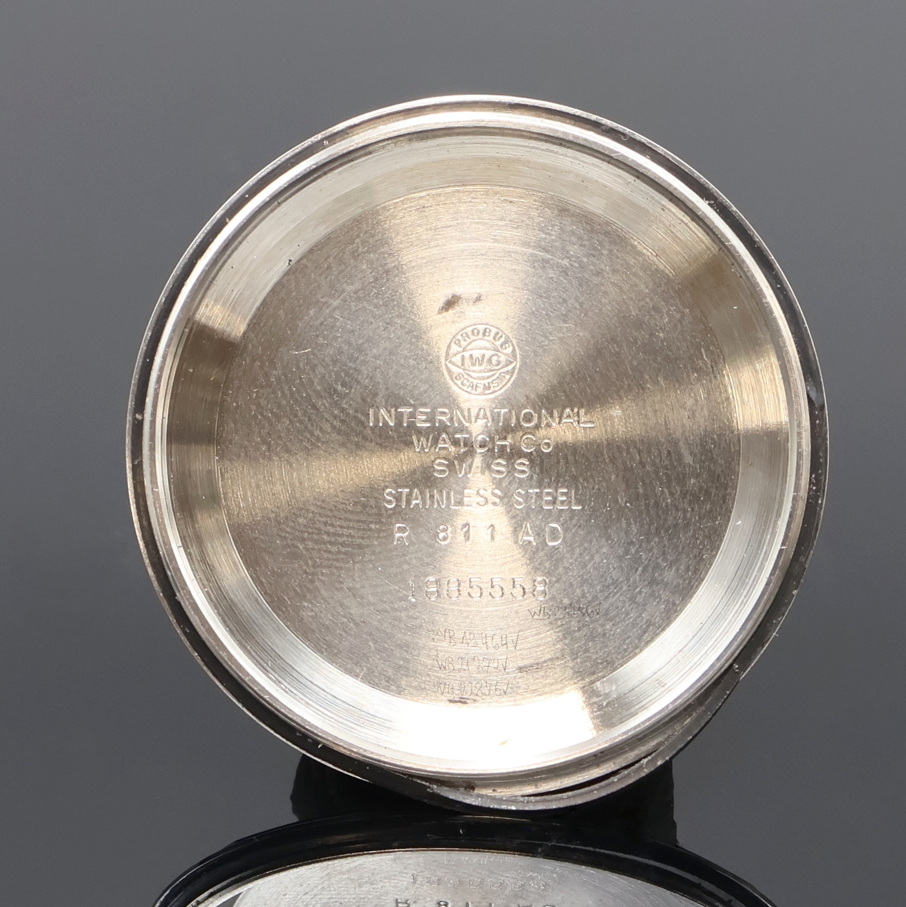 Detail h: IWC Yacht-Club Herrenarmbanduhr in Stahl Referenz R 811 AD, Schweiz um 1969, Automatik, verschr. Geh. inkl. orig. Gay Freres Gliederband m. Faltschl. ...