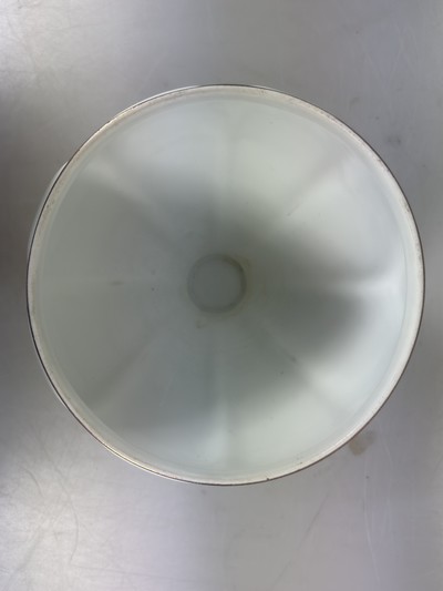 27068563i - 3 Tassen mit Untertassen, Sarreguemines und ein Gefäß Herend, 20. Jh., Tassen mit ...