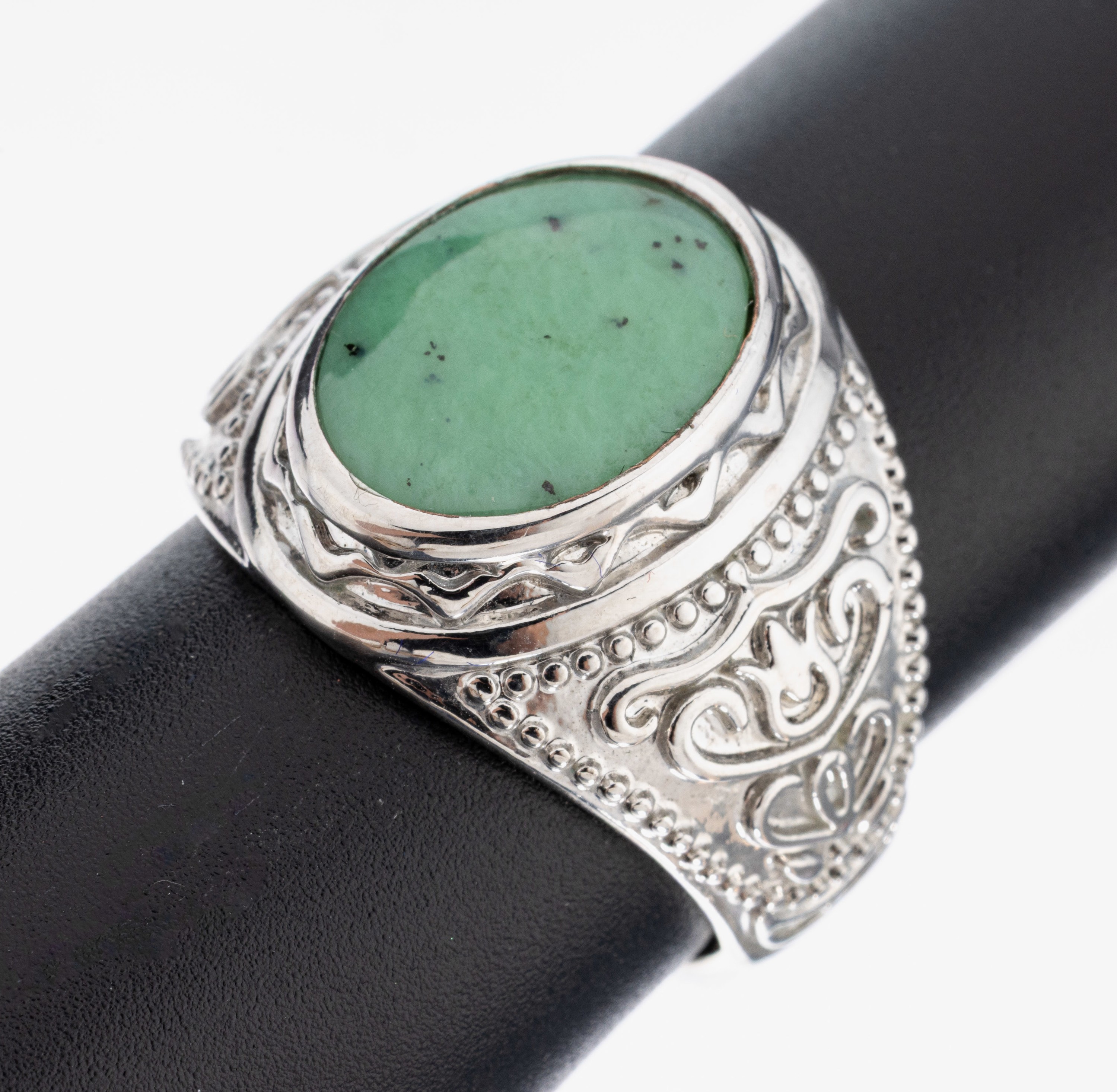 Image 27068768 - Grossular-Ring, Silber gepr., ovaler Grossular-Cabochon, RW 68, ca. 9.6 g