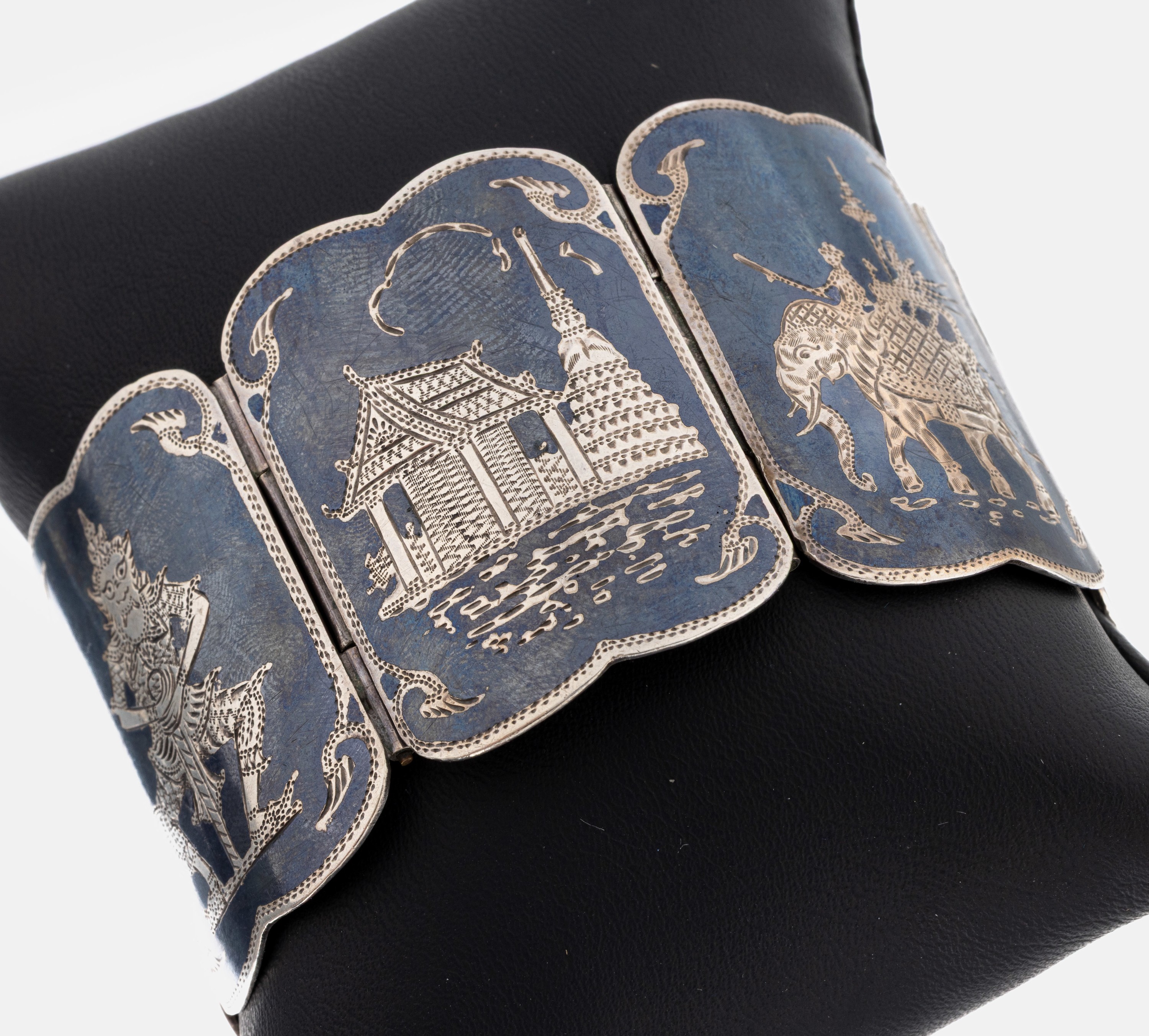 Image 27069073 - Niello-Armband, 925er Silber, Siam, 6 Glieder mit geschweiftem Rand, Niello part. ...