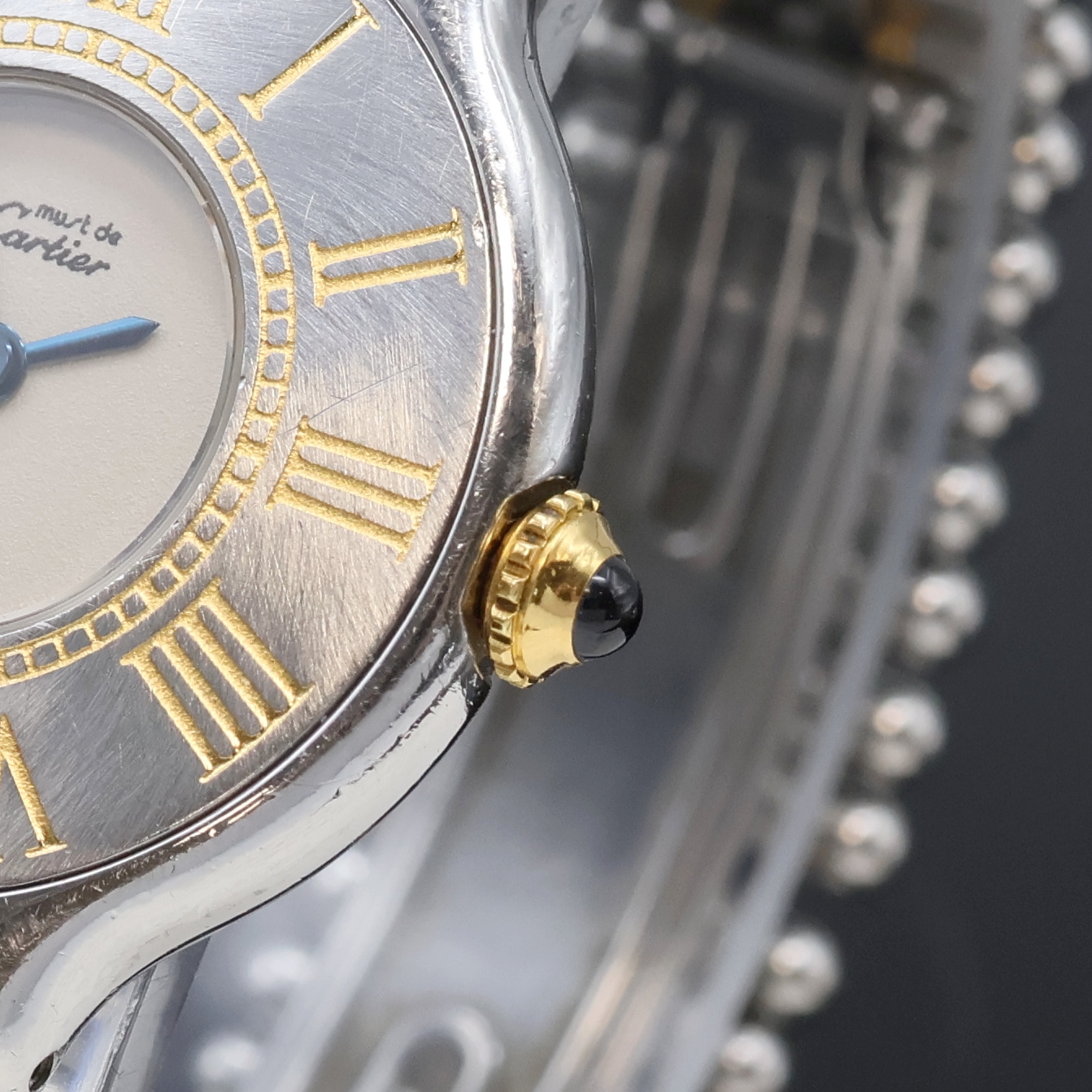 Detail b: CARTIER Damenarmbanduhr Linie 21, Schweiz um 1998, quarz, Edelstahl/gold komb. Geh. inkl. Gliederband m. dopp. Faltschl., Boden 6-fach verschr., ...