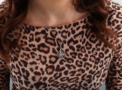 27069180a - 14 kt Gold Jugendstil Diamant-Saphir-Collier, um 1900, GG/WG 585/000, mittig ...