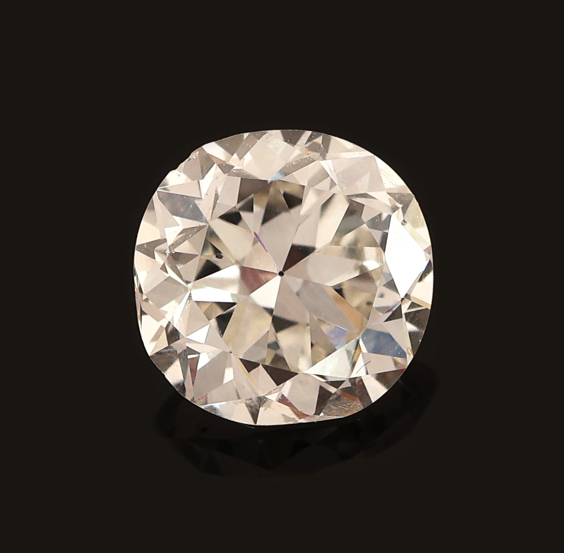 Detail a: Loser Diamant im Kissenschliff, 1.398 ct Weiß(H)/si1, Symmetrie gut, Politur sehr gut, DPL Expertise anbei