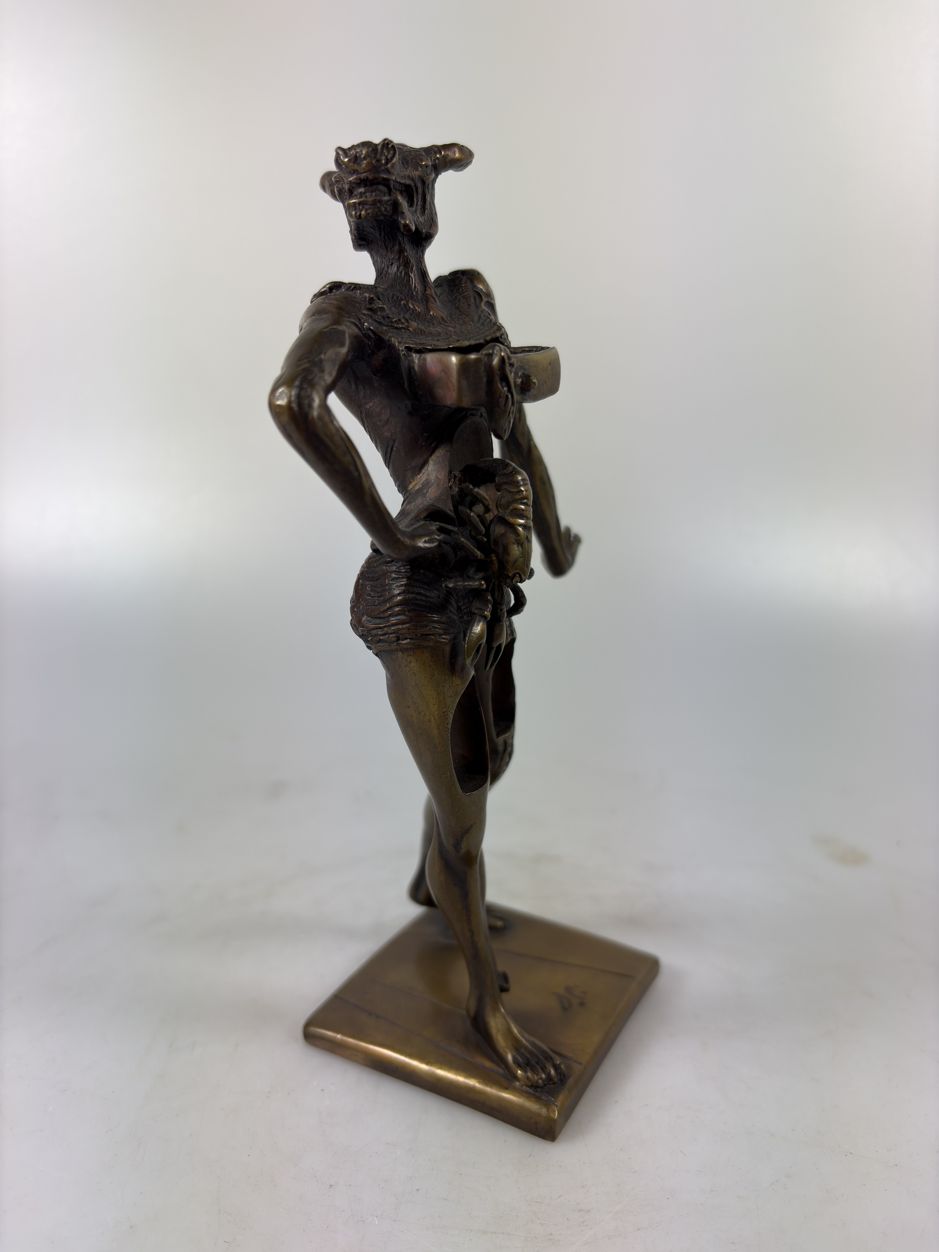 Detail d: Salvador Dali, 1904-1989, Minotaurus, Bronzeskulptur, sign., H. ca. 18.5cm