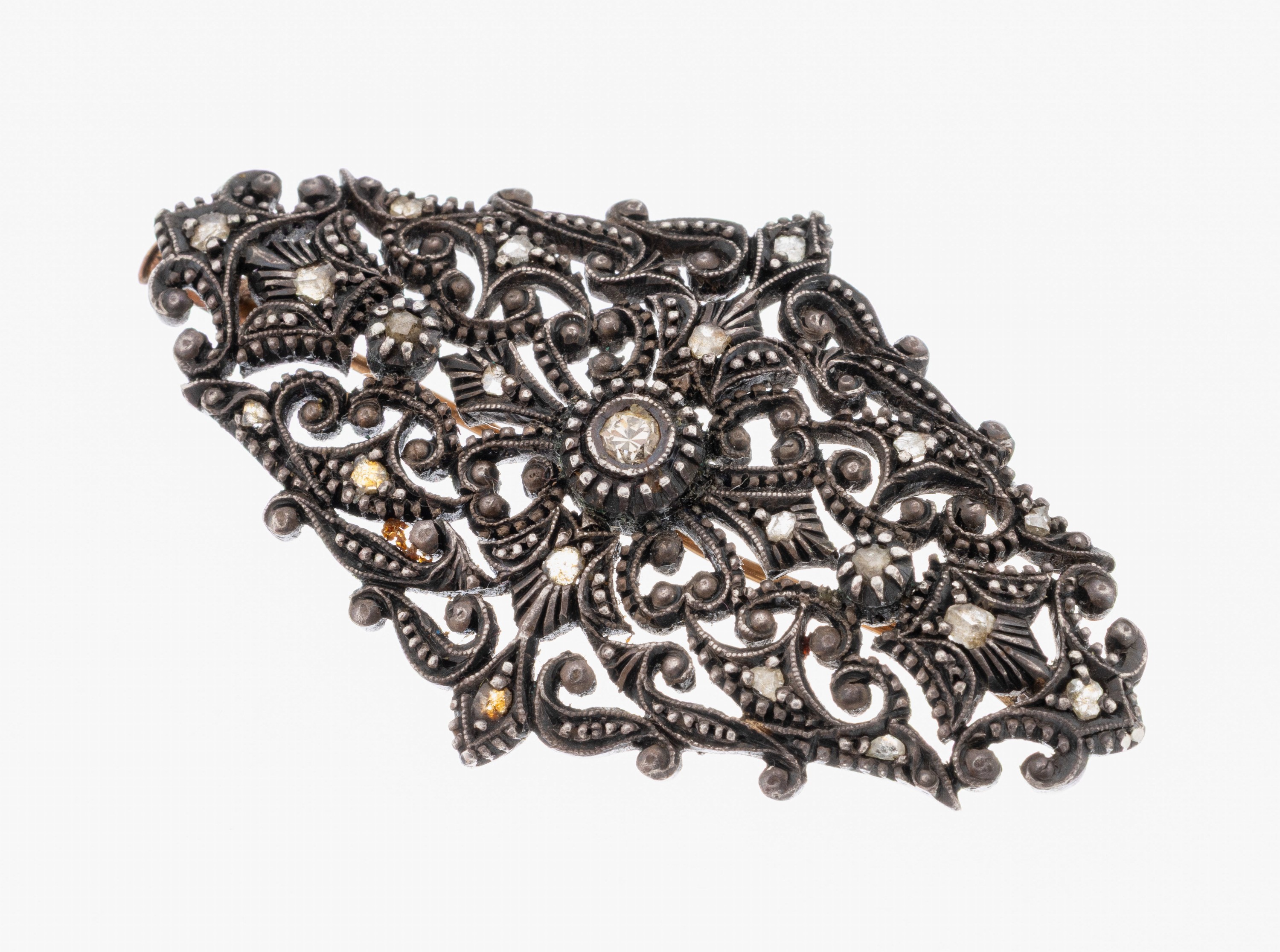 Image 27069761 - 18 kt Gold und Silber Diamant-Brosche, GG 750/000, schauseitig Silber, nach älterem ...