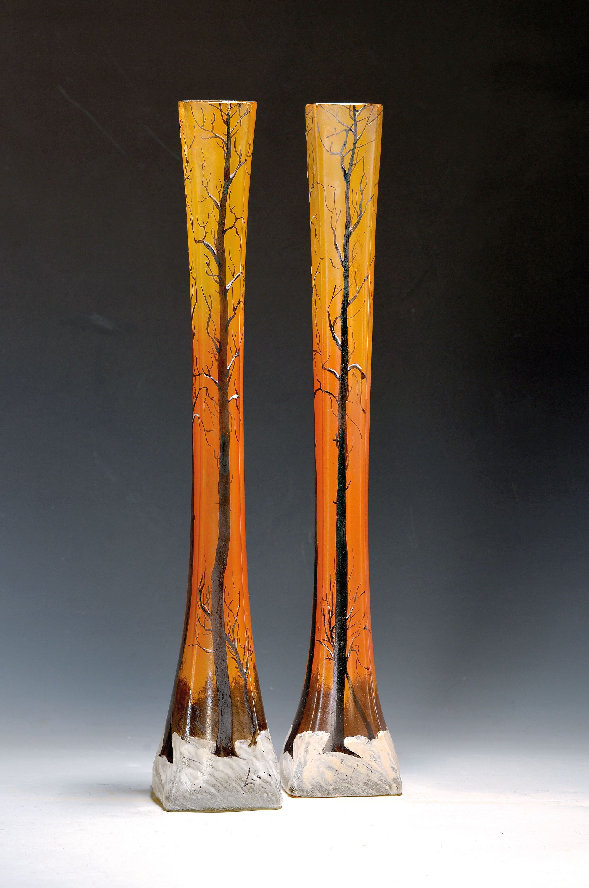 Image 27069797 - Paar Langhalsvasen, Legras Frankreich, um 1910, orange-gelb mit umlaufendem Emaildekor ...