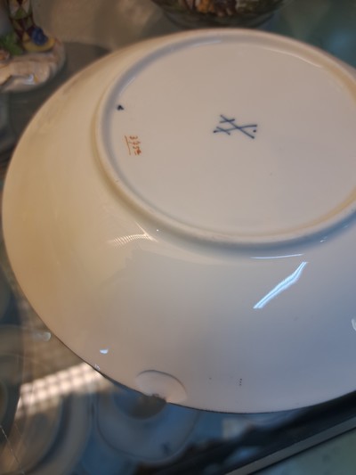 27069731s - Kaffee- und Teeservice B-Form, Meissen, nach 1945, Porzellan, godroniert und mit ...