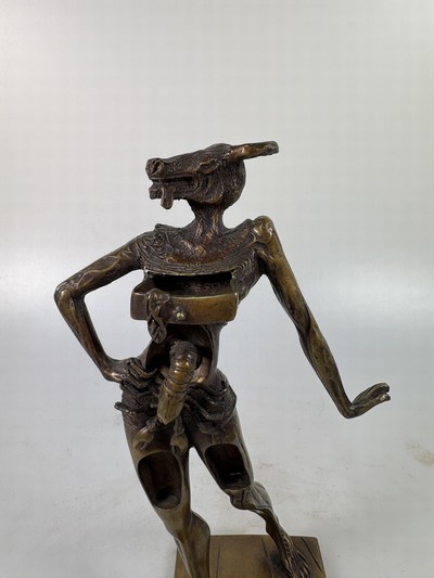 27069753b - Salvador Dali, 1904-1989, Minotaurus, Bronzeskulptur, sign., H. ca. 18.5cm