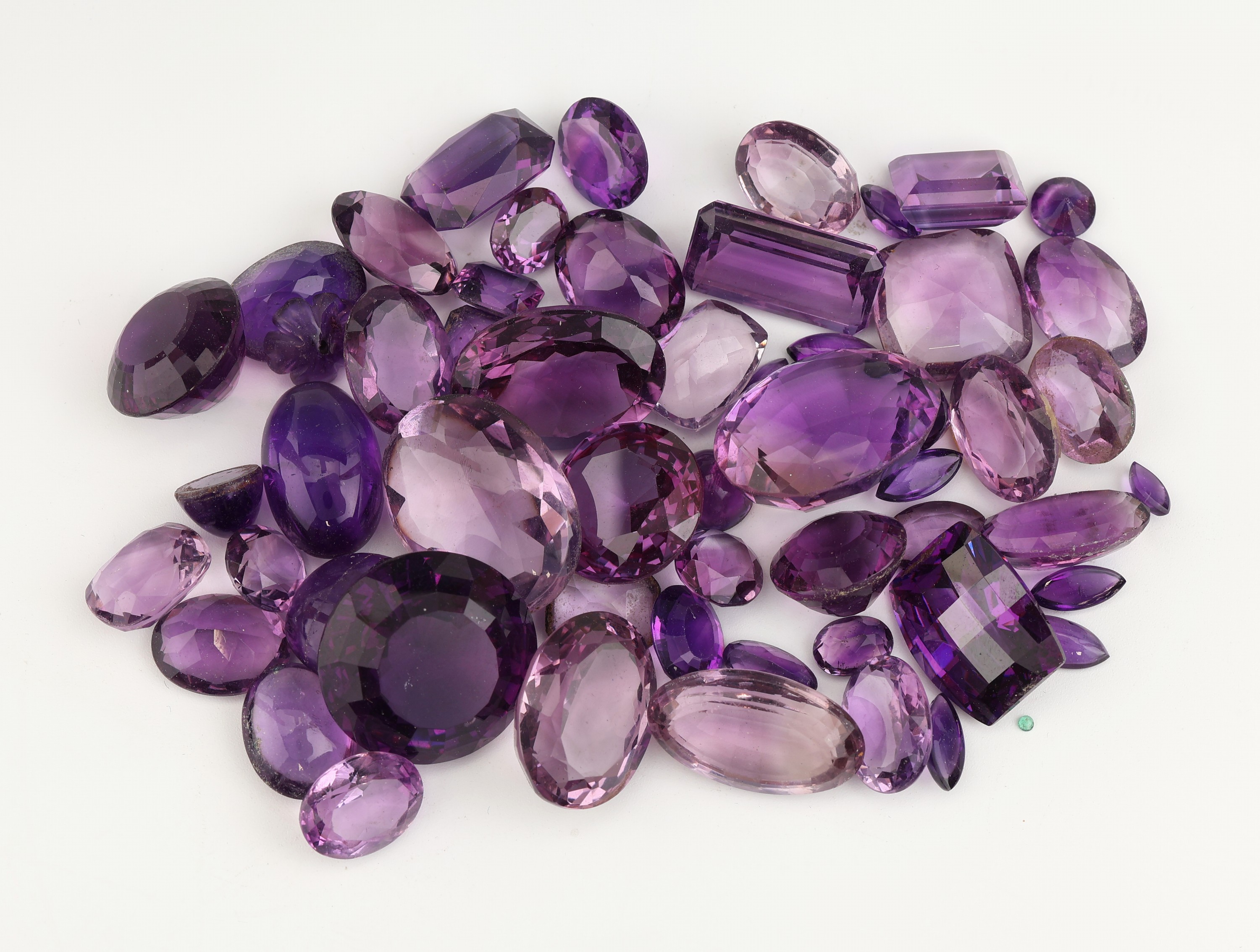 Image 27069897 - Lot lose Amethyste, zus. ca. 447.90 ct, versch. Größen, Schliffformen und ...