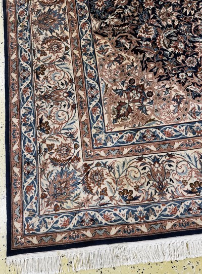 27069804b - Esfahan fein, China, Ende 20.Jhd, Korkwolleauf Baumwolle, ca. 250 x 200 cm, ...