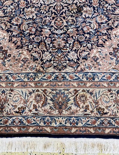 27069804e - Esfahan fein, China, Ende 20.Jhd, Korkwolleauf Baumwolle, ca. 250 x 200 cm, ...