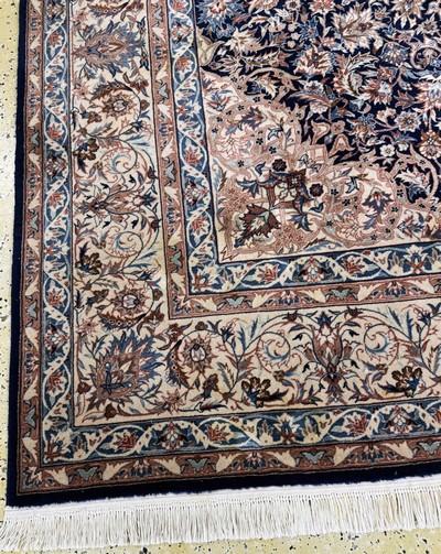 27069804f - Esfahan fein, China, Ende 20.Jhd, Korkwolleauf Baumwolle, ca. 250 x 200 cm, ...