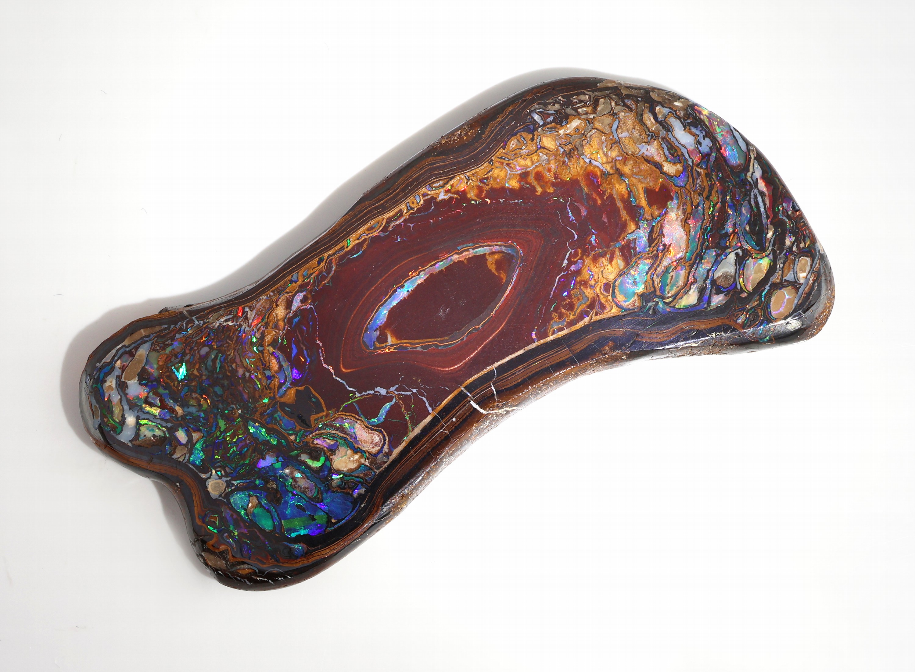 Detail d: Loser Boulderopal, ca. 140.2 ct, abstrakte Form, schönes Farbspiel