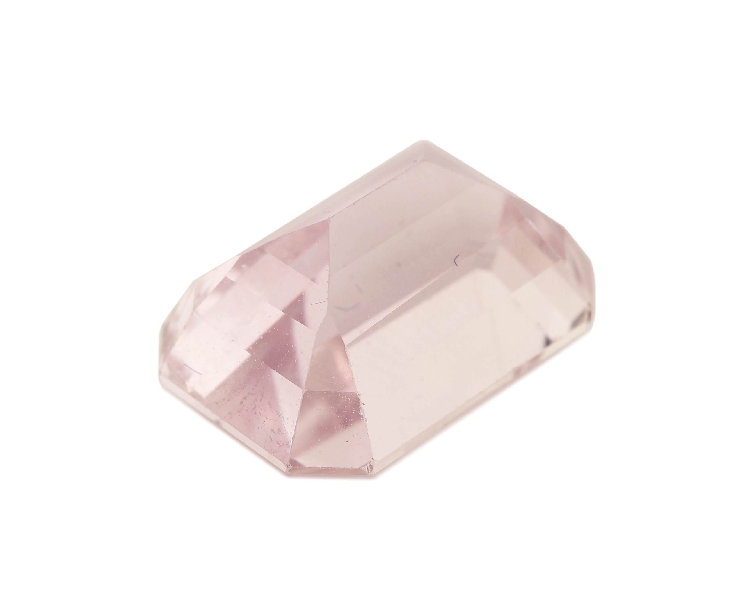Detail b: Loser Kunzit, 13.12 ct, Treppenschliff, ca. 15.75 x 11.02 x 8.92 mm, Expertise anbei