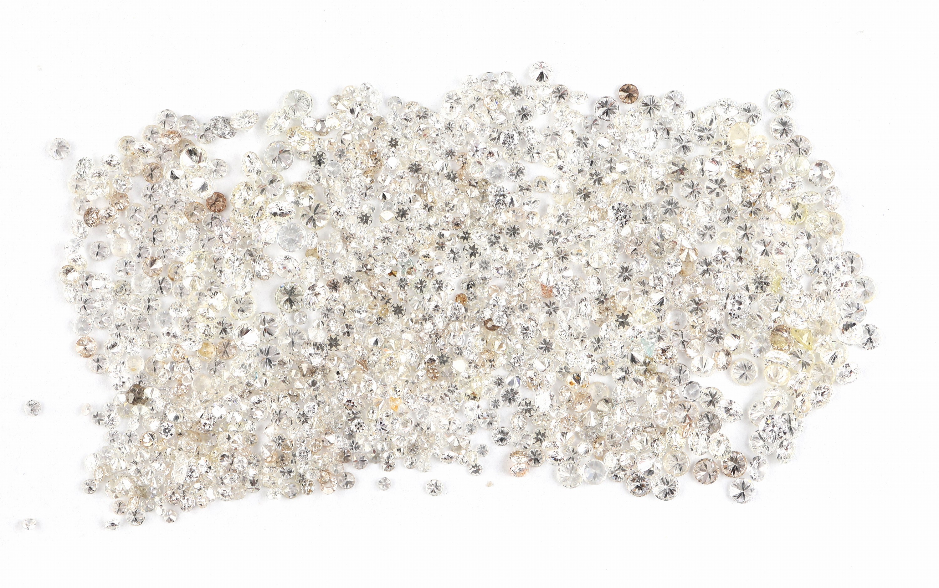 Detail a: Lot lose Diamanten zus. ca. 35.35 ct feines Weiß-Getönt/vs-si-p, Ausfassware, teilw. besch.