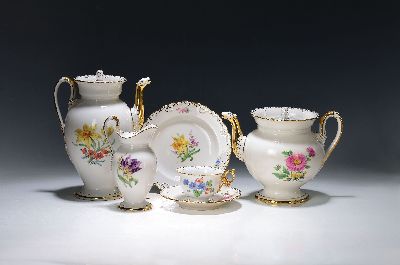 Image Kaffee- und Teeservice, Meissen, Pfeifferzeit, 1.Wahl, Porzellan, Gold angespitzt, ...