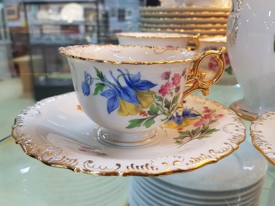 27069952e - Kaffee- und Teeservice, Meissen, Pfeifferzeit, 1.Wahl, Porzellan, Gold angespitzt, ...