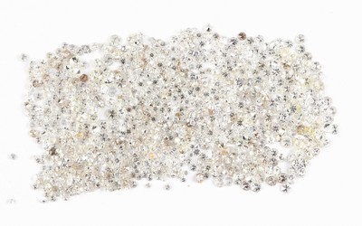 27069985a - Lot loose diamonds total approx. 35.35 ct Top Wesselton-Cape/vs-si-p, stones with ...