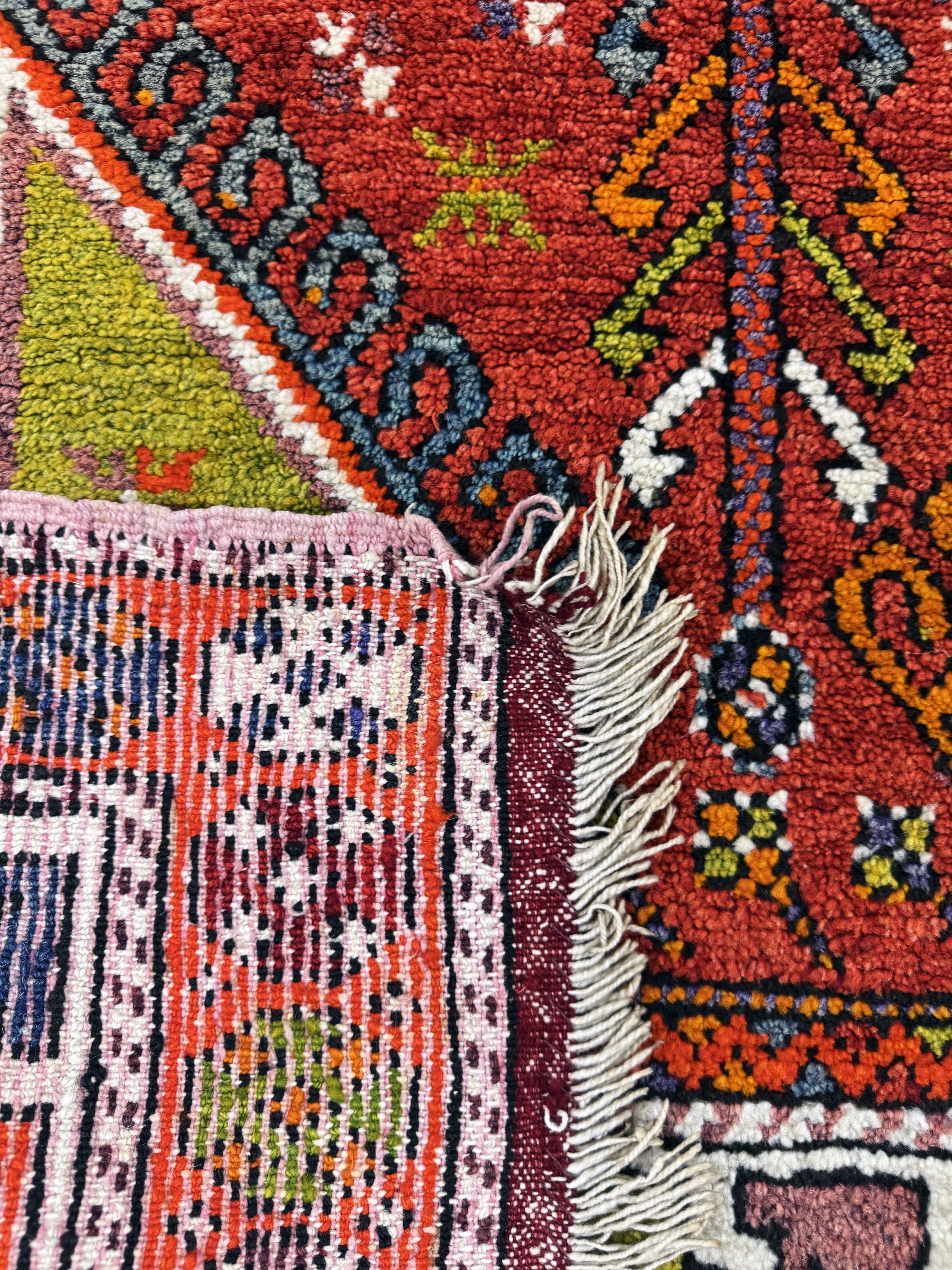 Detail e: Bergama alt, Türkei, Anfang 20.Jhd, Wolle auf Wolle, ca. 170 x 110 cm, EHZ: 2