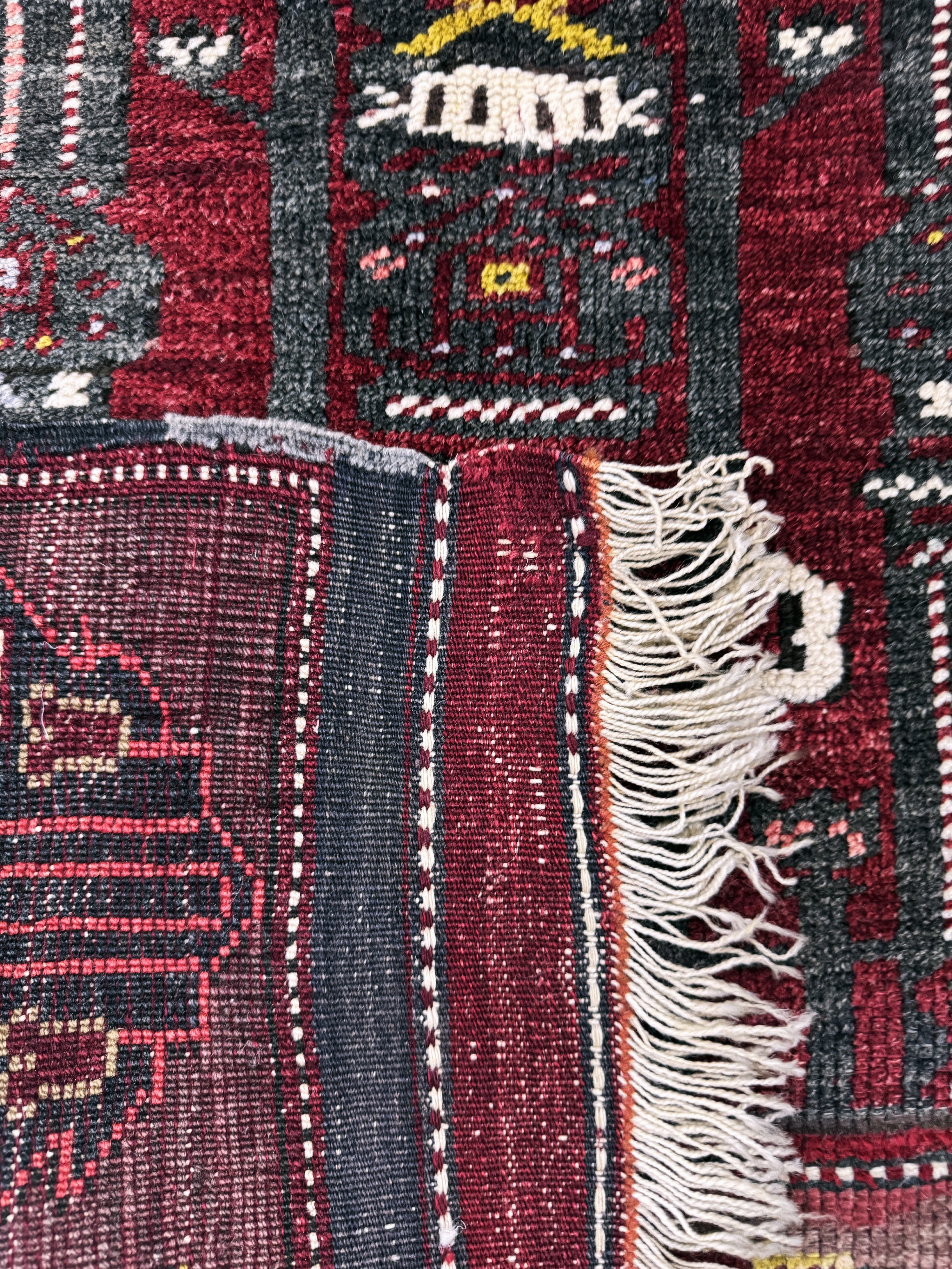 Detail d: 2 Lots Yürük, Türkei, Mitte 20.Jhd, Wolle auf Wolle, ca. 135 x 90 cm, EHZ: 2
