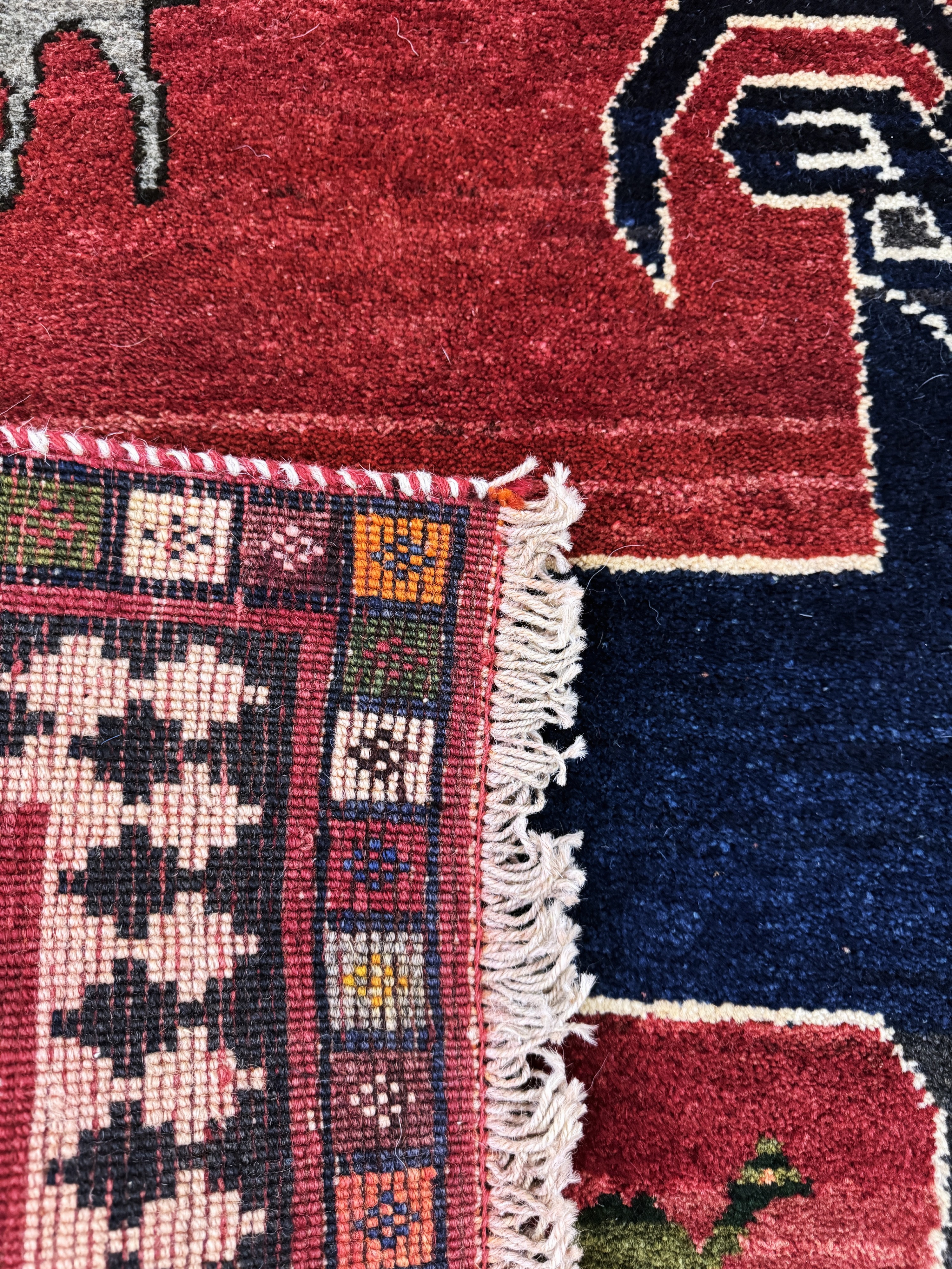 Detail e: Gabbeh alt, Persien, Mitte 20.Jhd, Wolle auf Wolle, ca. 191 x 113 cm, EHZ: 2