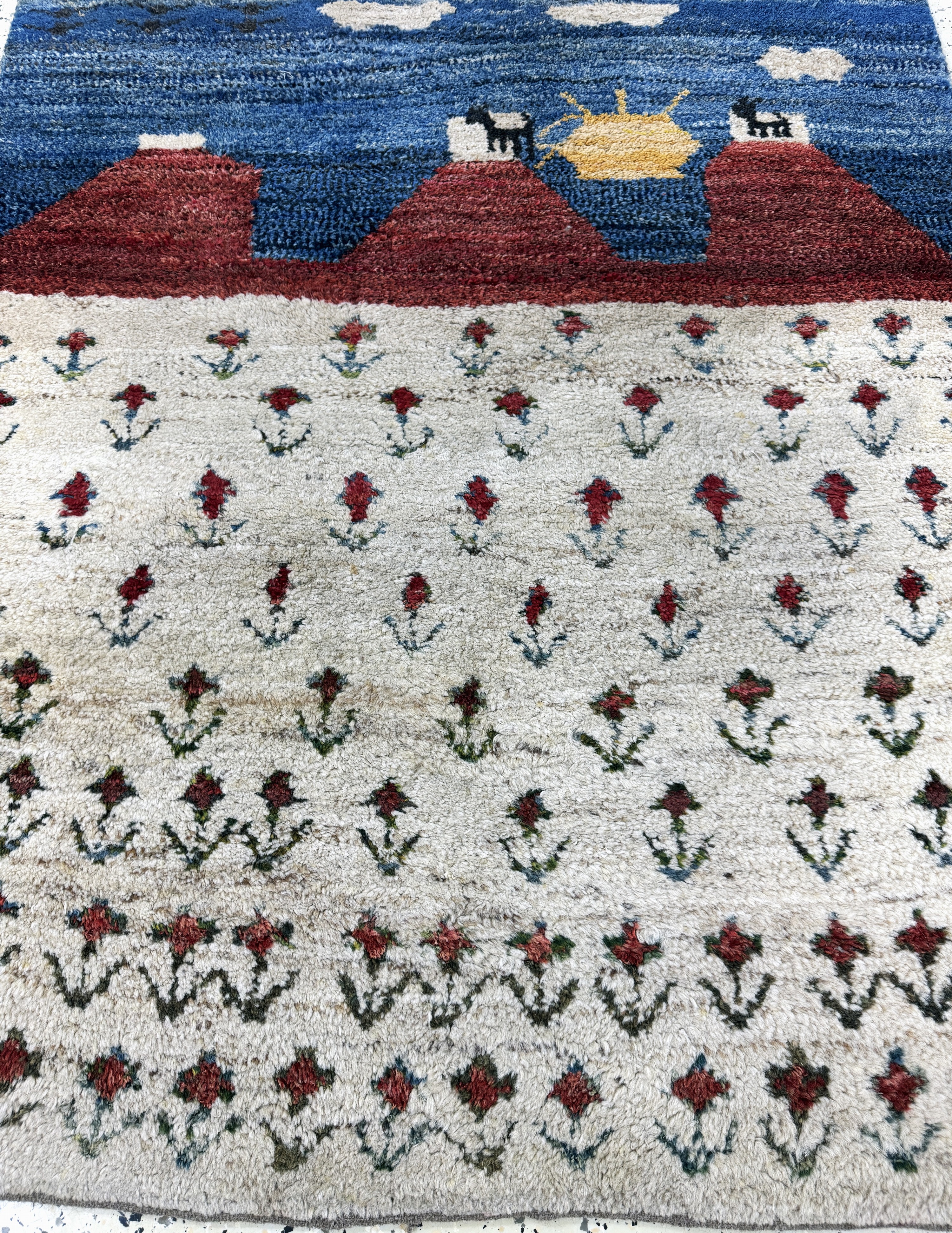 Detail c: Gabbeh alt, Persien, Mitte 20.Jhd, Wolle auf Wolle, ca. 150 x 127 cm, EHZ: 2