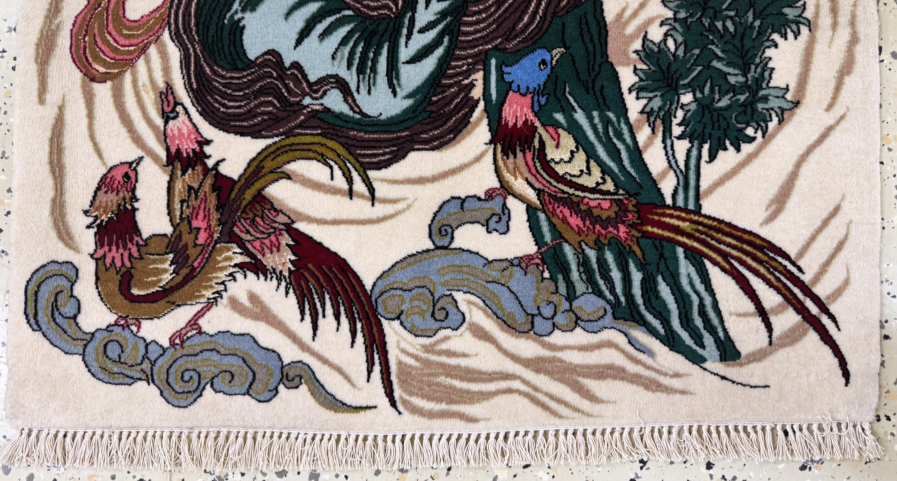 Detail b: Täbriz fein(50 Raj), Persien, Ende 20.Jhd, Korkwolle mit und auf Seide, ca. 103 x 71 cm, EHZ:(nahezu neuwertig)