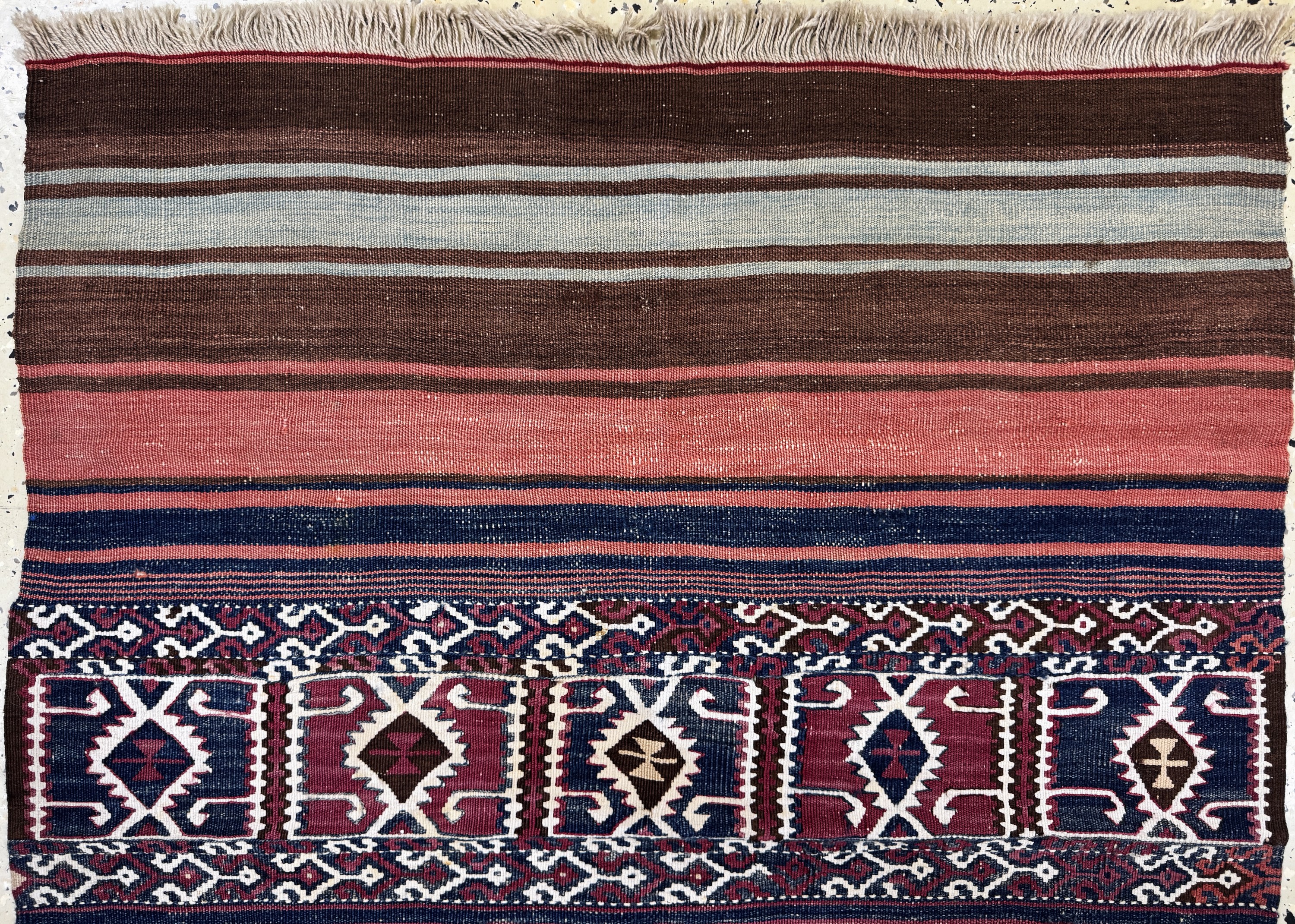 Detail a: 3 Lots Tasche & Mafrashteil, Türkei, Anfang 20.Jhd, Wolle auf Wolle, ca. 120 x 100 cm, Reinigungsbedürftig, EHZ: 2