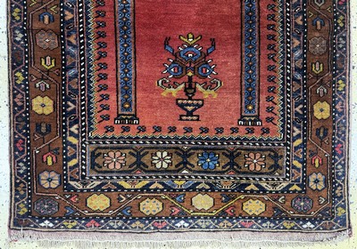 27070009b - Taspinar alt, Türkei, Mitte 20.Jhd, Wolle auf Wolle, ca. 180 x 100 cm, EHZ: 2 ...