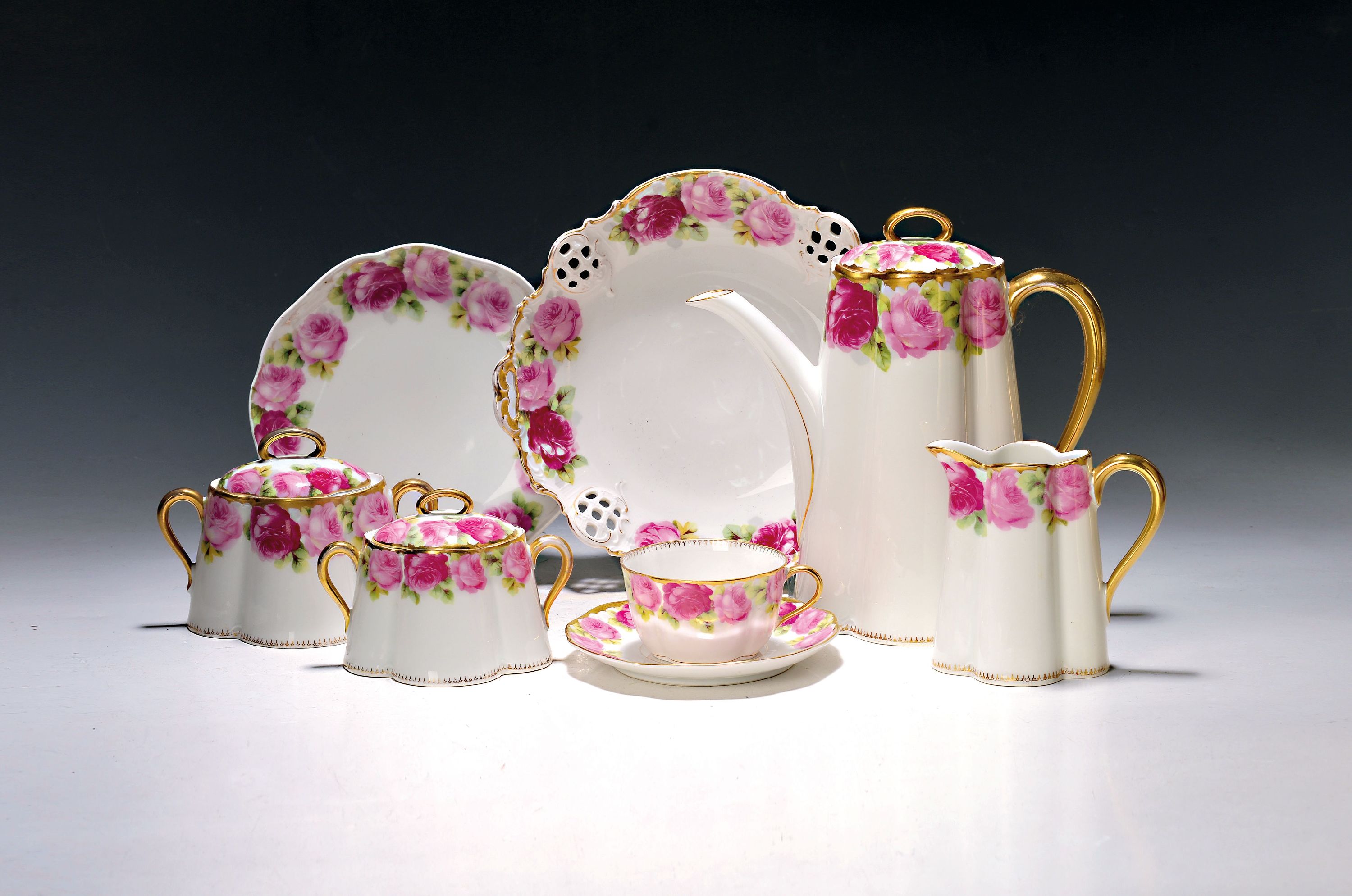 Image 27070185 - Kaffeeservice für 8 Personen, Rosenthal, Form Chrysantheme, Dekor Cäcilia, mit ...