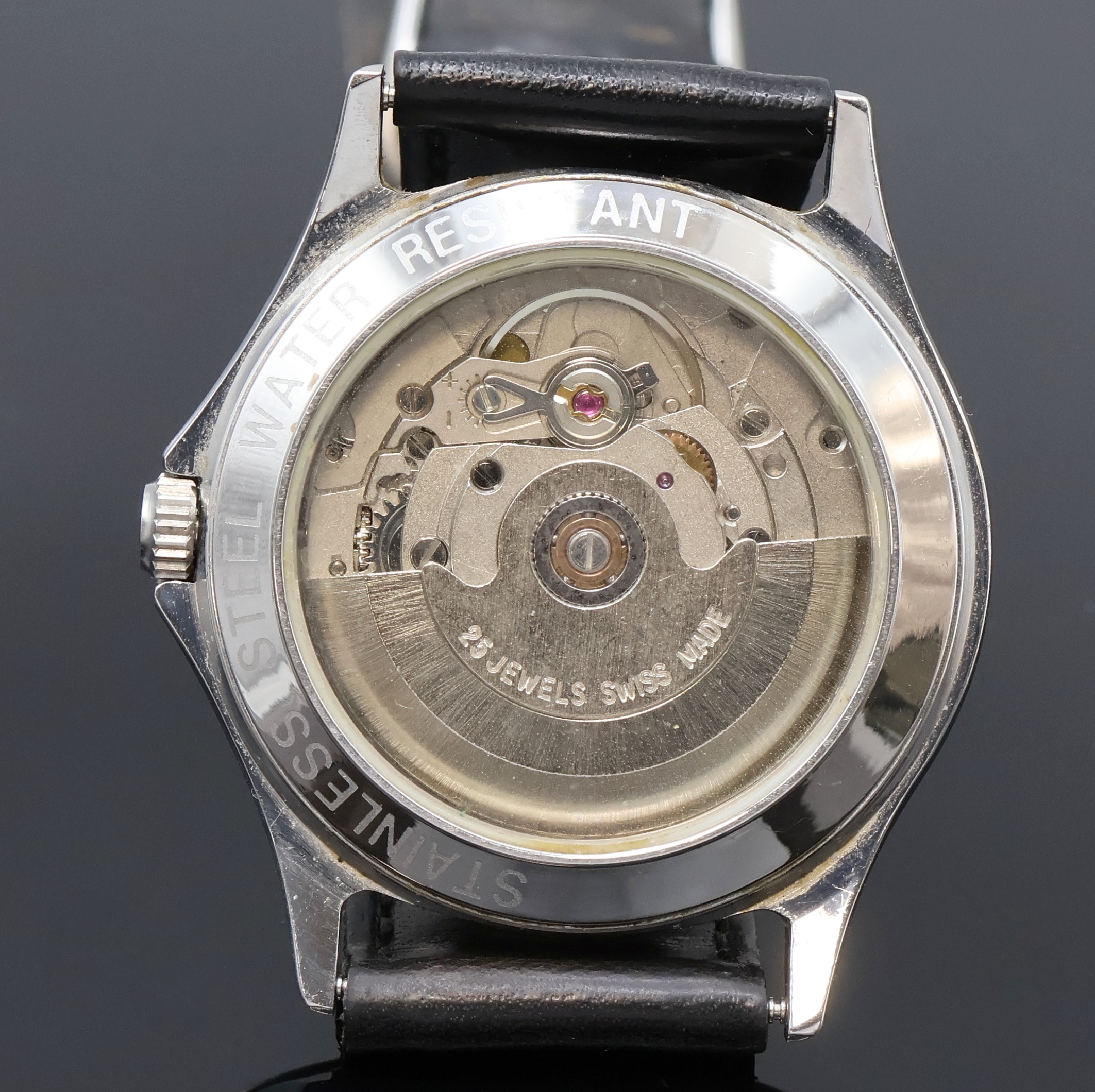Detail c: GUB Glashütte/SA Armbanduhr in Stahl, Deutschland/Schweiz 1990er Jahre, Automatik, beids. vergl. Geh., Boden aufgedr., schwarze Lünette m. röm. ...