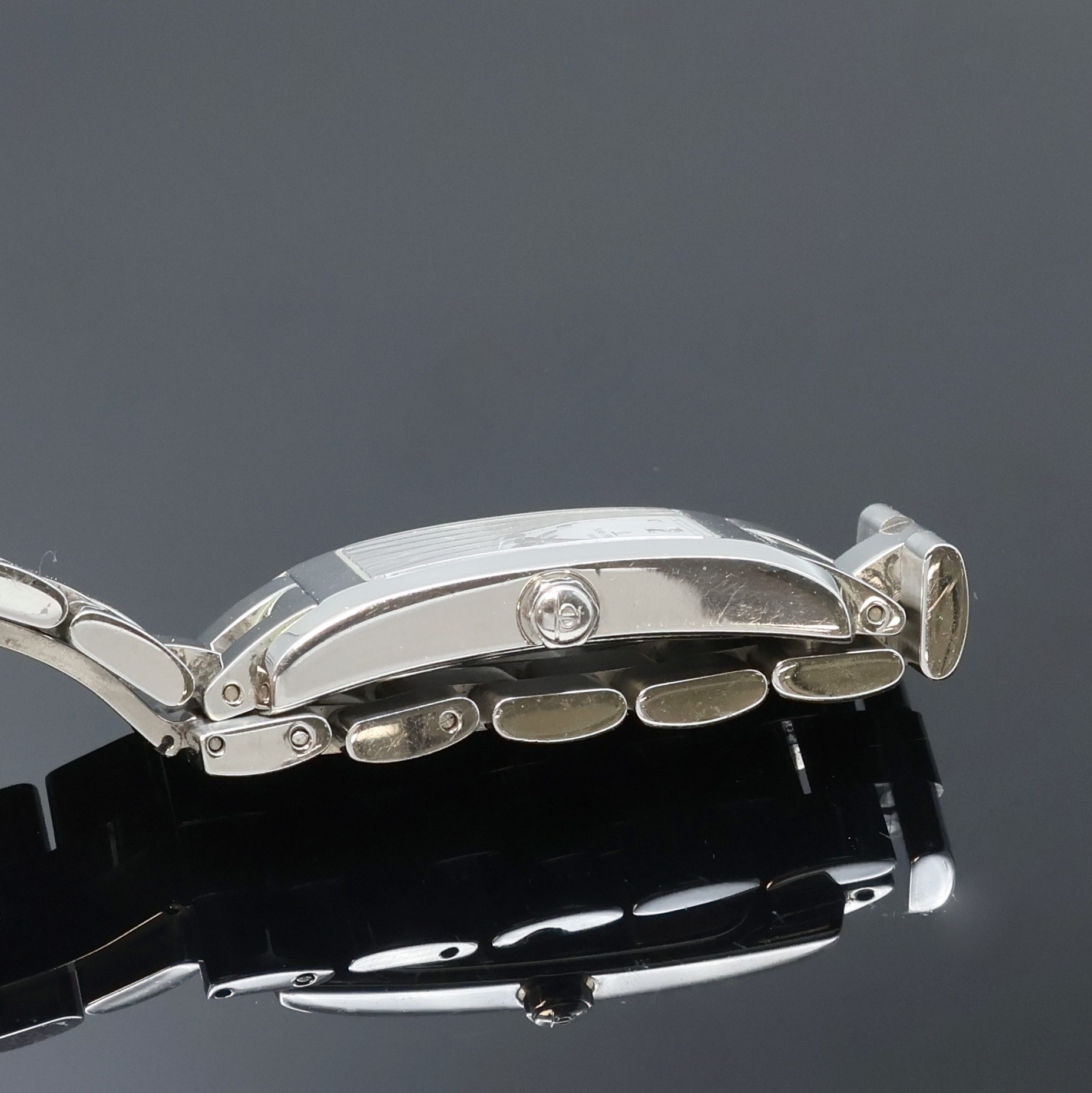 Detail c: BAUME & MERCIER Armbanduhr Serie Hampton in Stahl Referenz MV45063, quarz, Schweiz um 2010, 2-teil. Edelstahlgeh. inkl. Gliederband m. dopp. ...