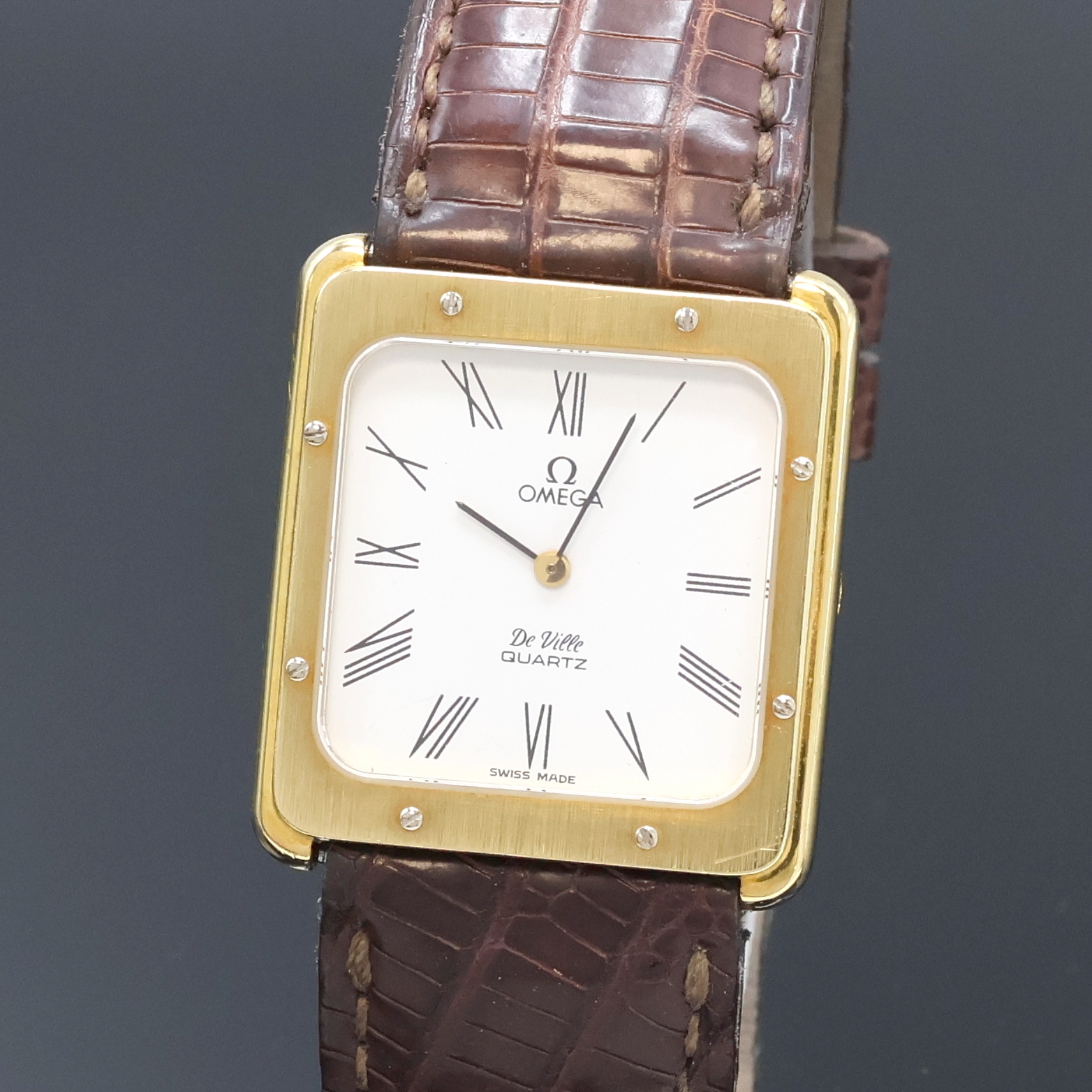 Detail a: OMEGA De Ville Damenarmbanduhr in GG 750/000 Referenz 191.0082, Schweiz um 1980, quarz, massives, 2-teil Geh., Boden aufgedr., Oberteil mit 8 ...