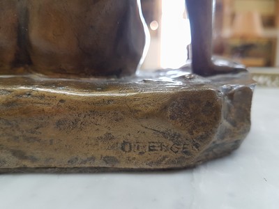 27070301f - Bronzeskulptur, Otto Berger, Anfang 20.Jh., sitzender weiblicher Akt am Strand, ...