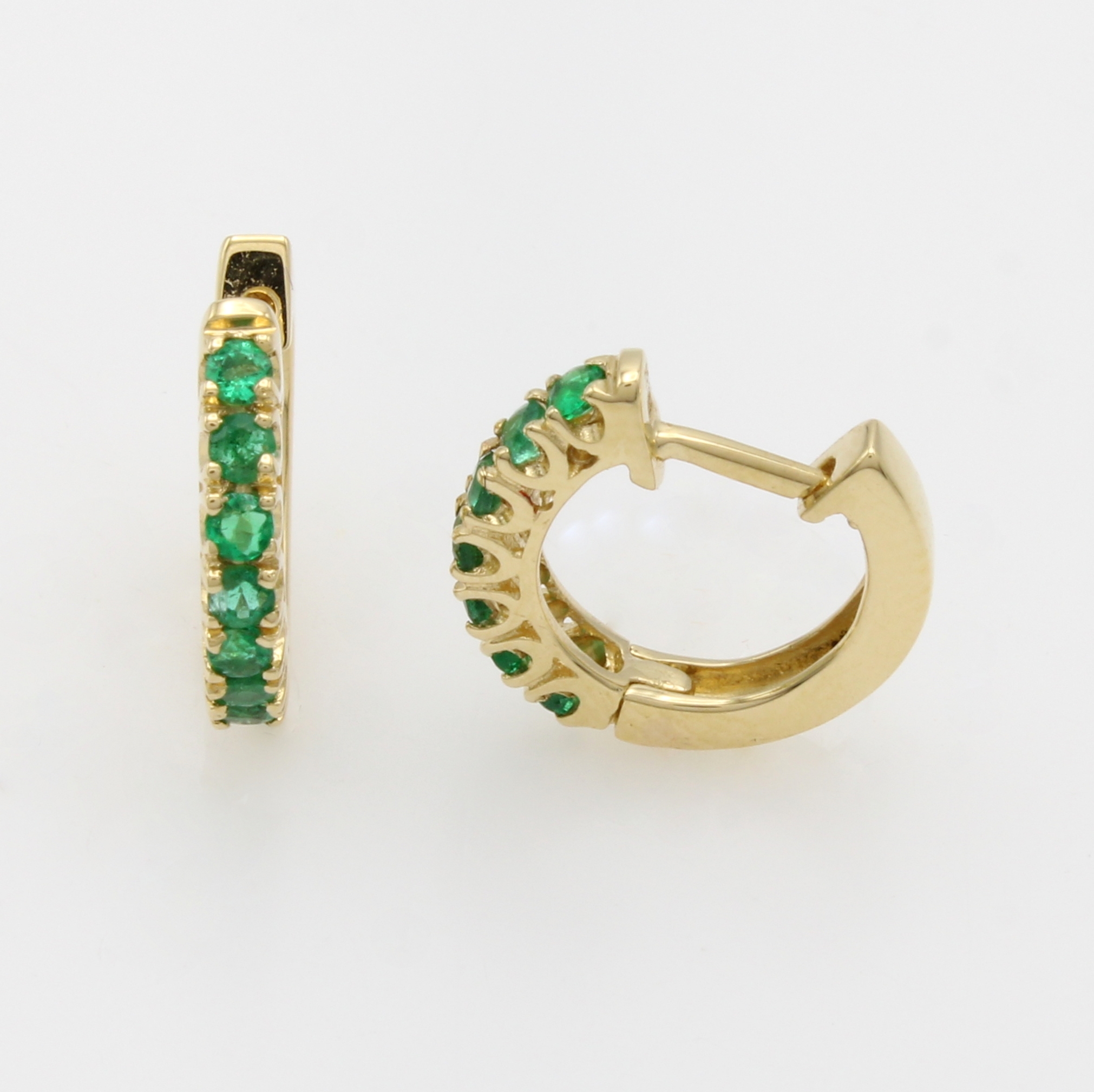 Image 27070539 - Paar Klappcreolen mit Smaragden, GG 750/000,14 fac. Smaragde zus. ca. 0.34 ct, D. ca. 13 ...