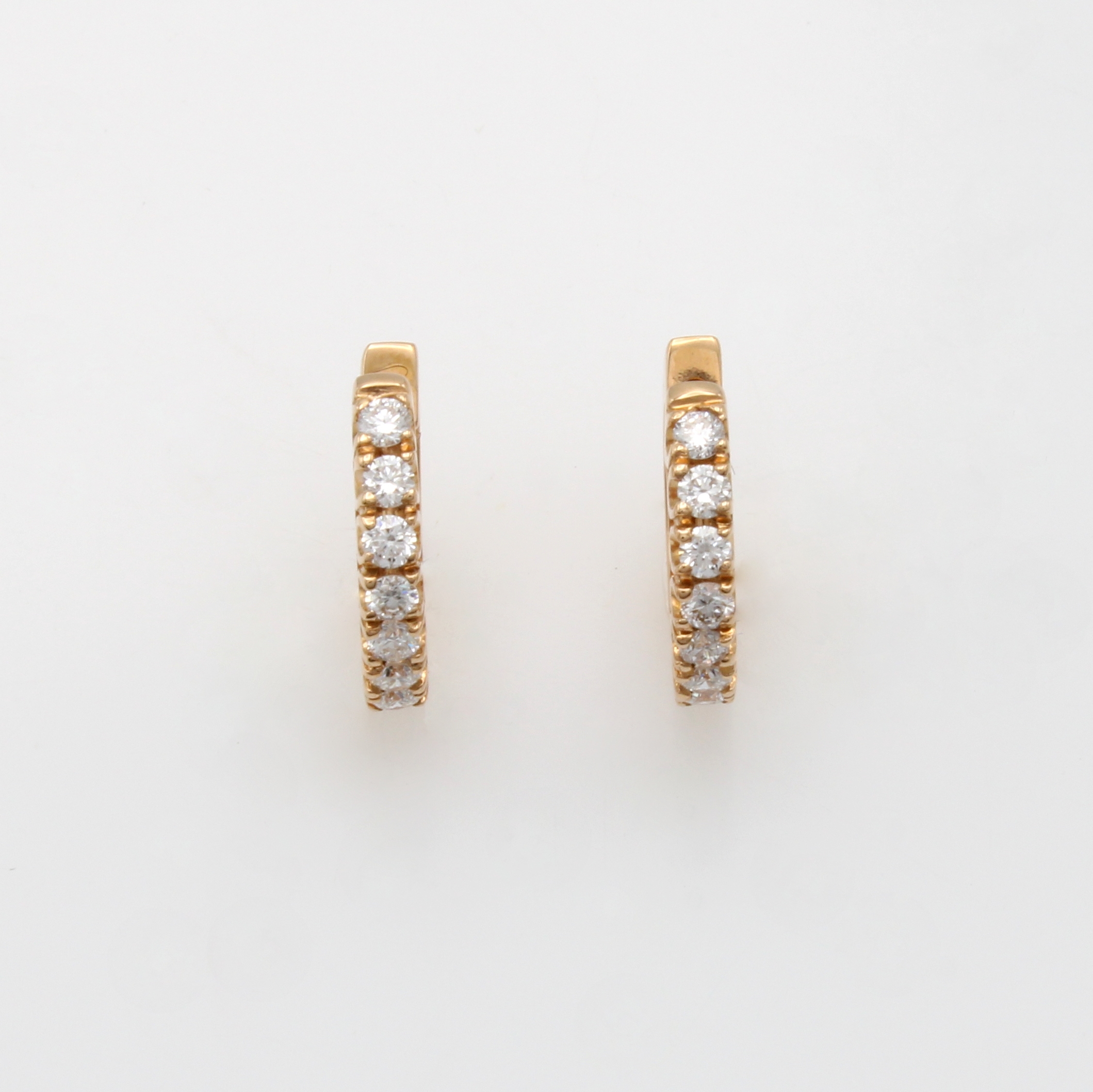 Image 27070567 - Paar Klappcreolen mit Brillanten, RG 750/000, 14 Brill. zus. ca. 0.36 ct feines ...