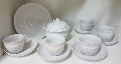 27070584a - Mocha service, Meissen, from the Swan service, white, 6 mocha cups with saucers, sugar ...