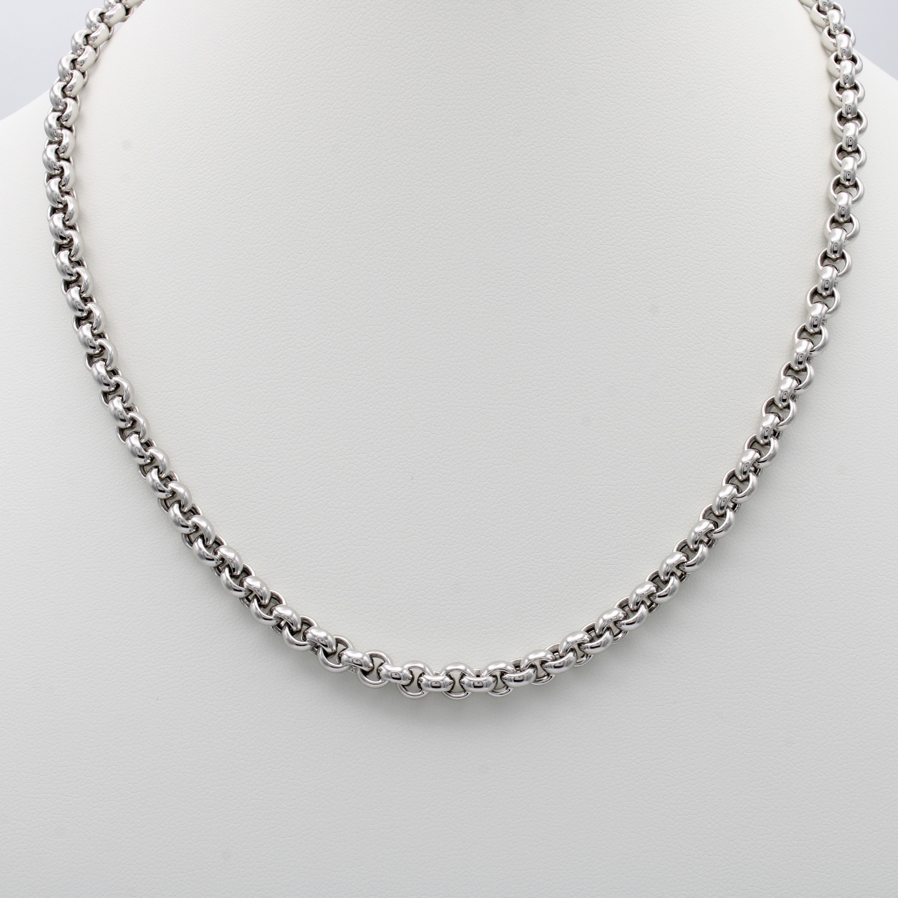 Image 27070622 - Erbscollier, WG 585/000, Federringschl., B. ca. 6 mm, L. ca. 45 cm