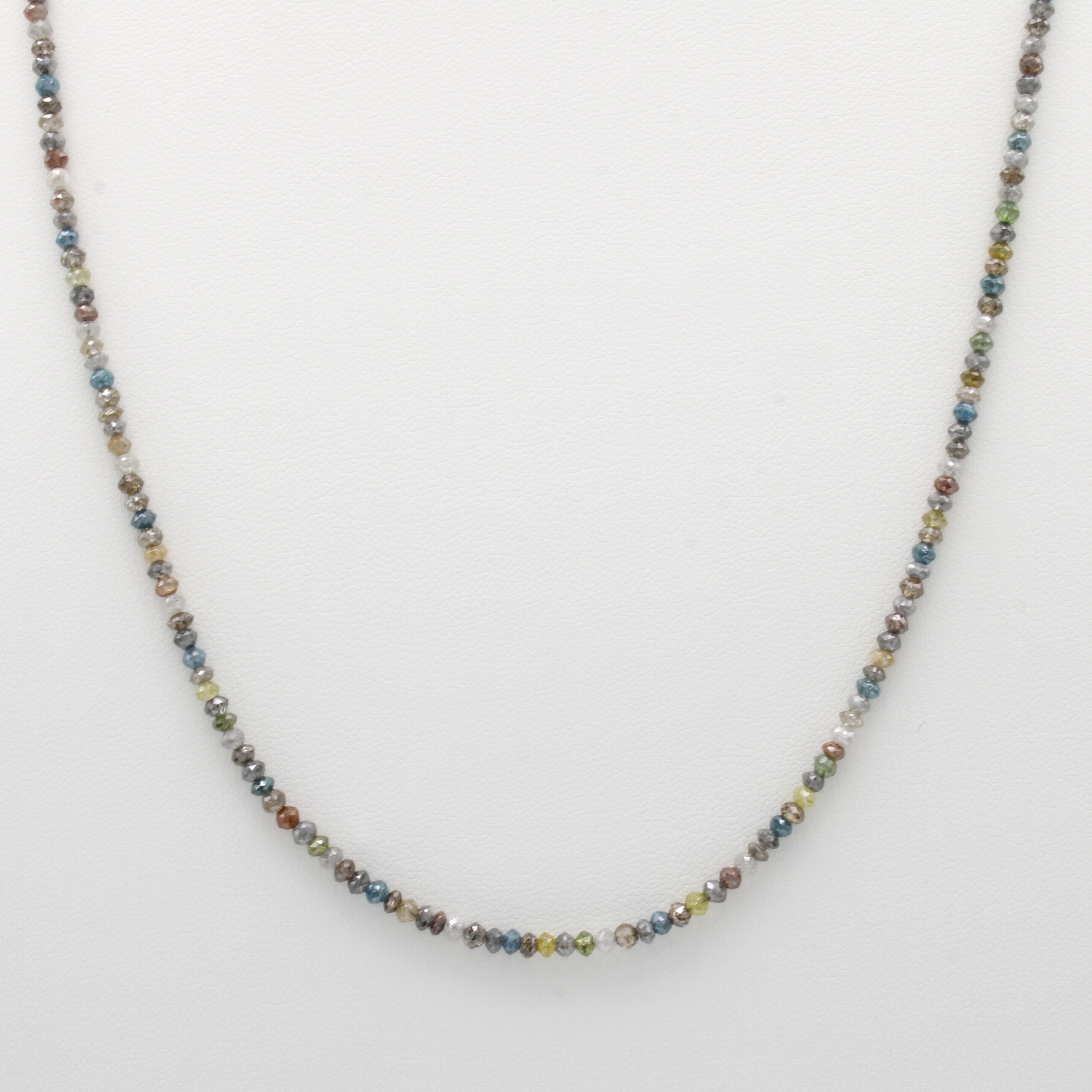 Image 27070624 - Diamantstrang, fac., multicolorfarb. Diam. zus. ca. 28.30 ct, L. ca. 44 cm Schätzpreis: ...