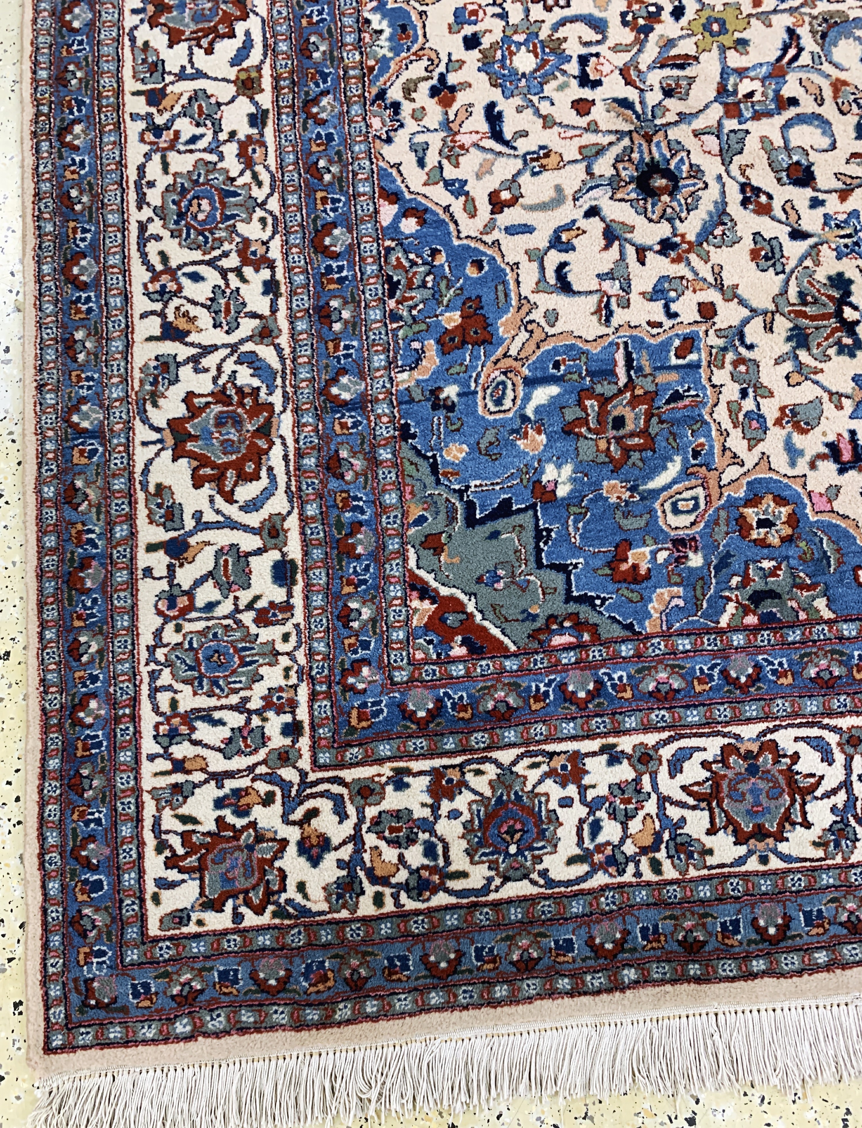 Detail g: Kaschmar, Persien, Mitte 20.Jhd, Wolle auf Baumwolle, ca. 355 x 250 cm, EHZ: 2