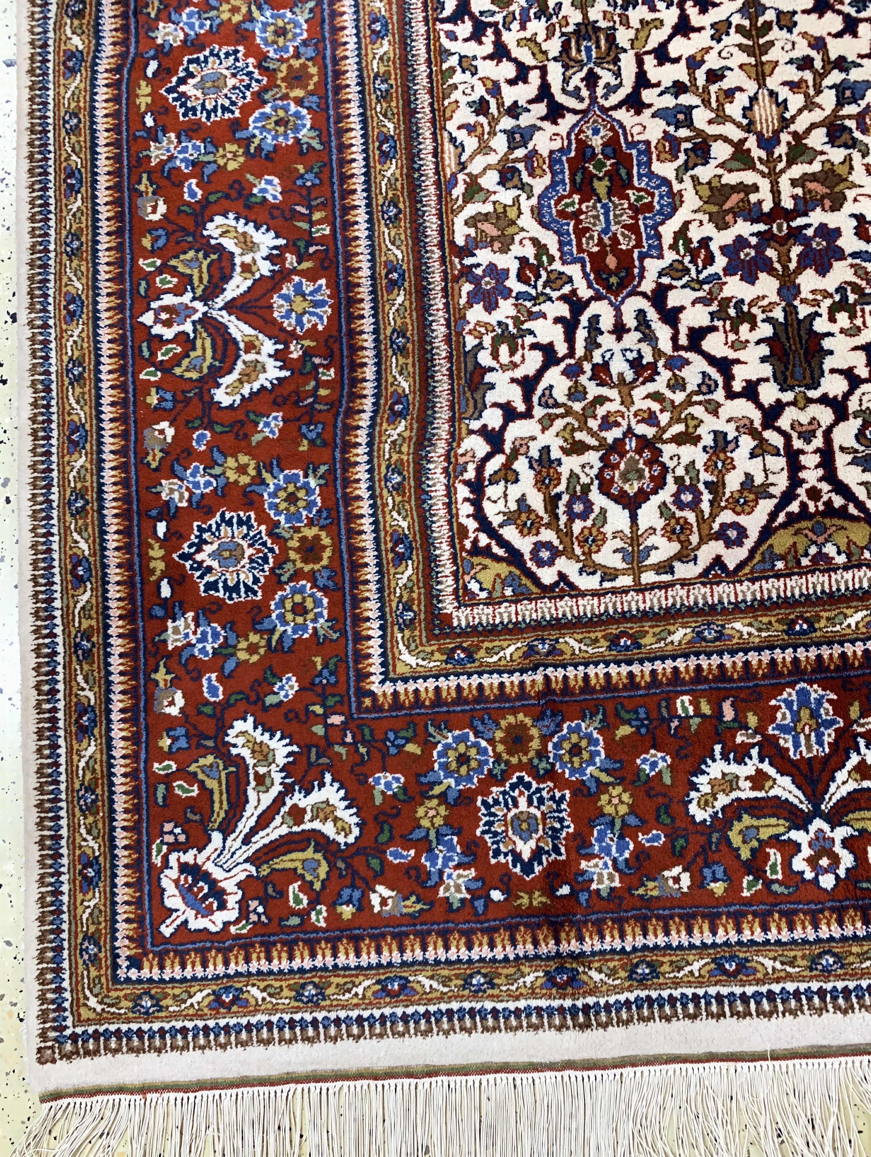 Detail b: Täbriz Tabatabai, Indien, Ende 20.Jhd, Wolle auf Baumwolle, ca. 360 x 250 cm, EHZ: 2