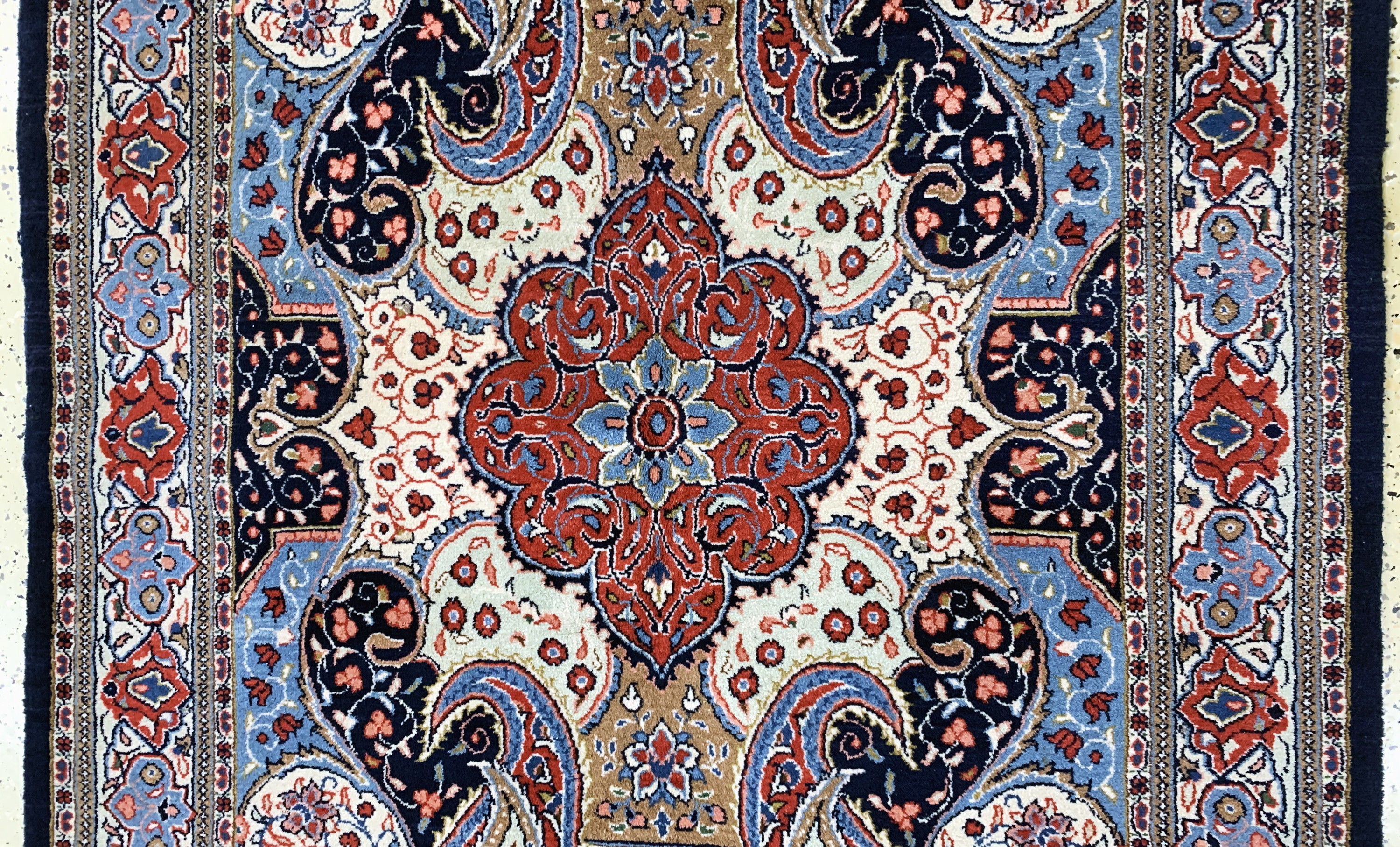 Detail b: Sarogh, Persien, Mitte 20.Jhd, Wolle auf Baumwolle, ca. 212 x 135 cm, EHZ: 2