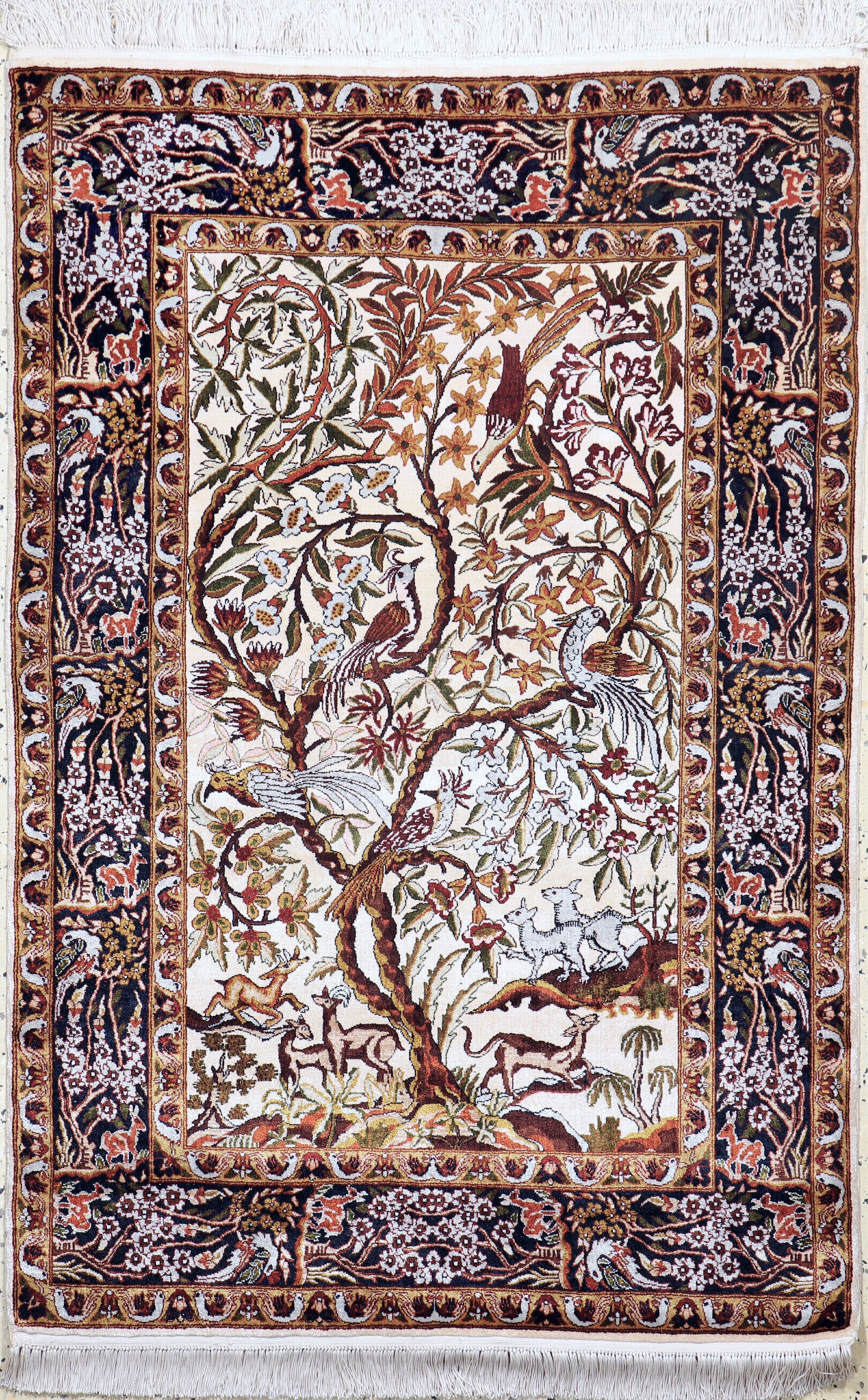 Image 27070851 - Ghom Seide fein, Ägypten, Mitte 20.Jhd, reine Naturseide, ca. 135 x 93 cm, EHZ: 1-2 ...