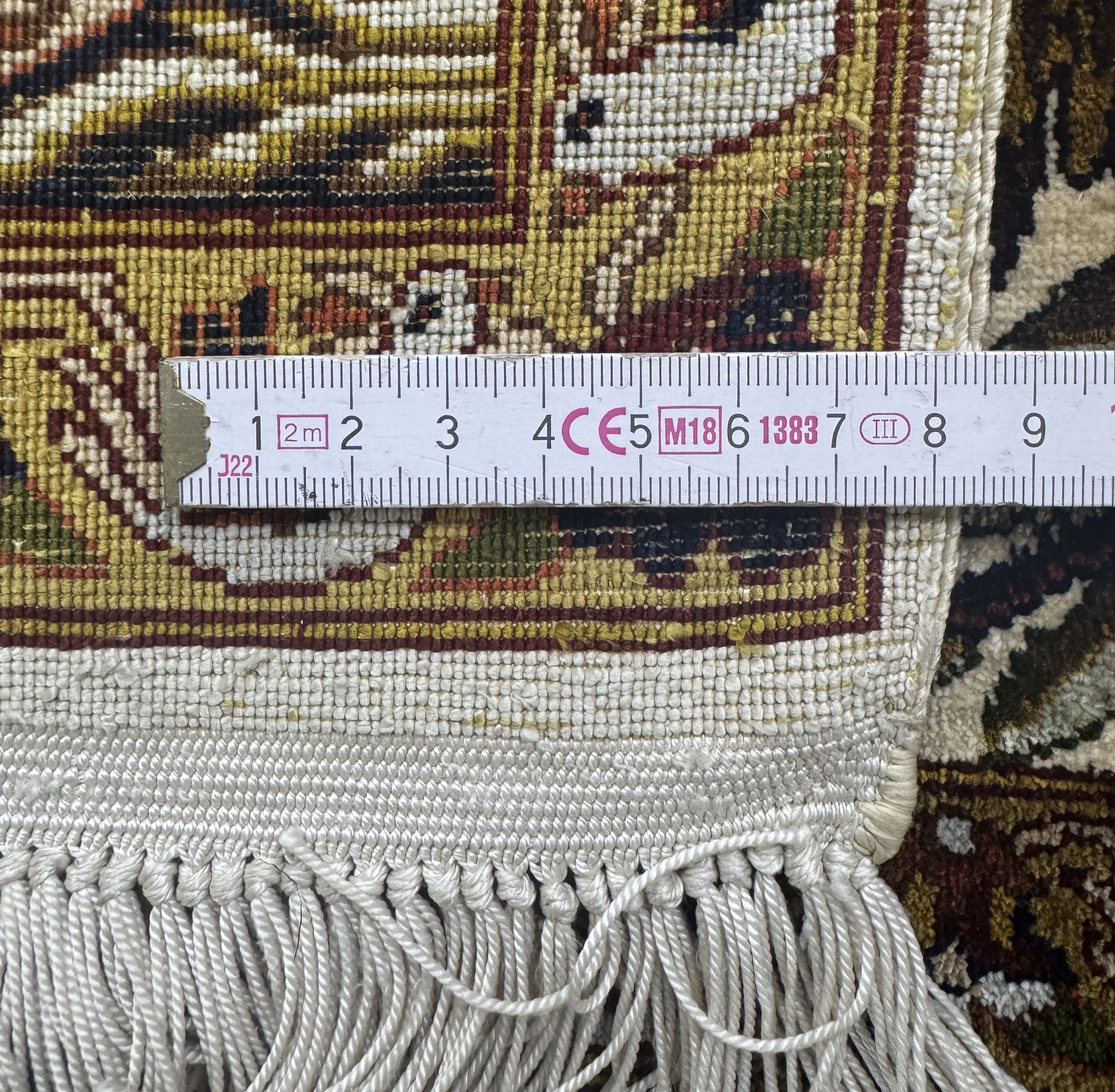 Detail f: Ghom Seide fein, Ägypten, Mitte 20.Jhd, reine Naturseide, ca. 135 x 93 cm, EHZ: 1-2
