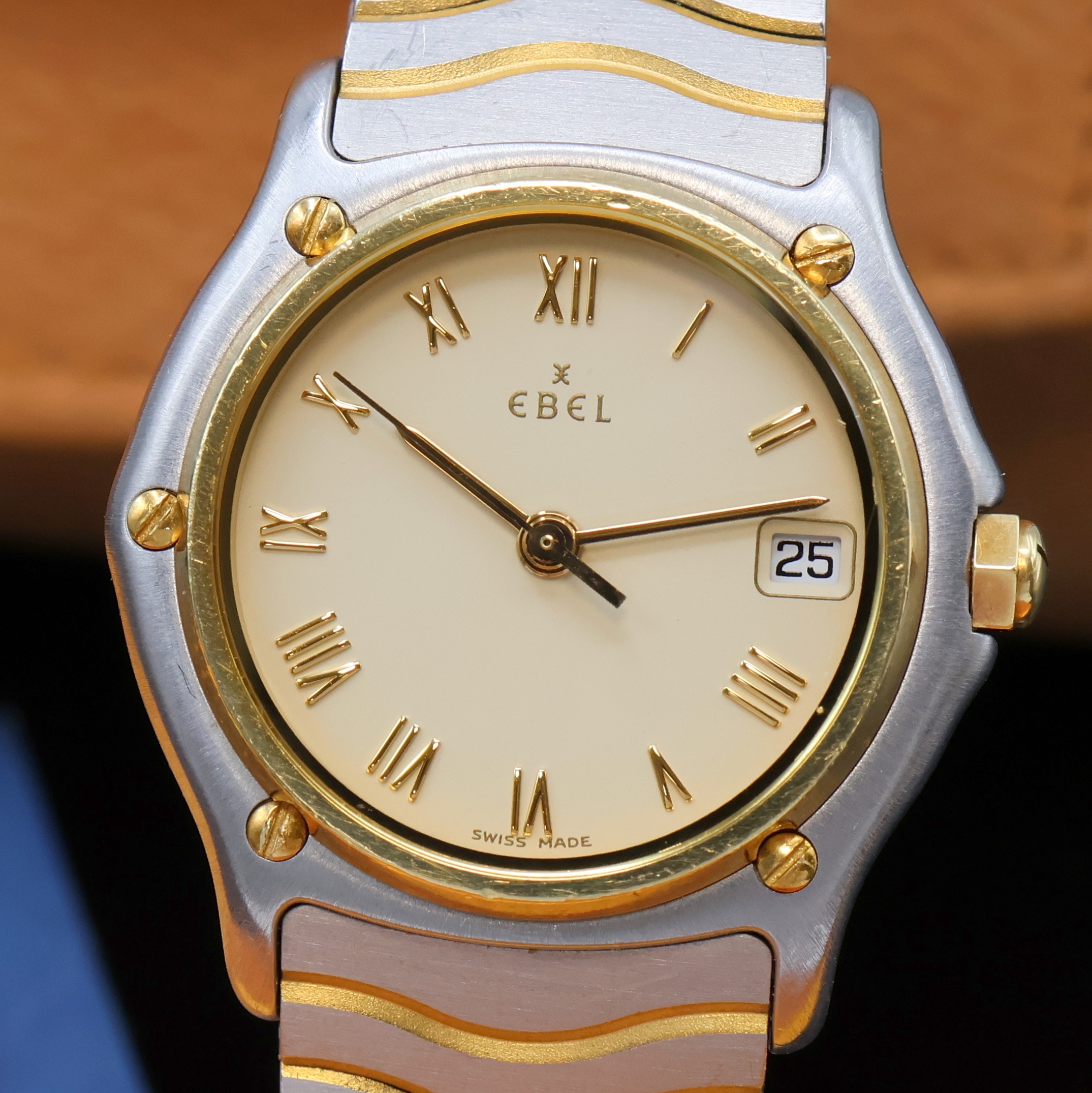 Detail a: EBEL Sport Classique Damenarmbanduhr in Edelstahl und Gold Referenz 1087121, quarz, Stülpgeh. m. 5-fach verschr. GG 750/000 Lünette, ...