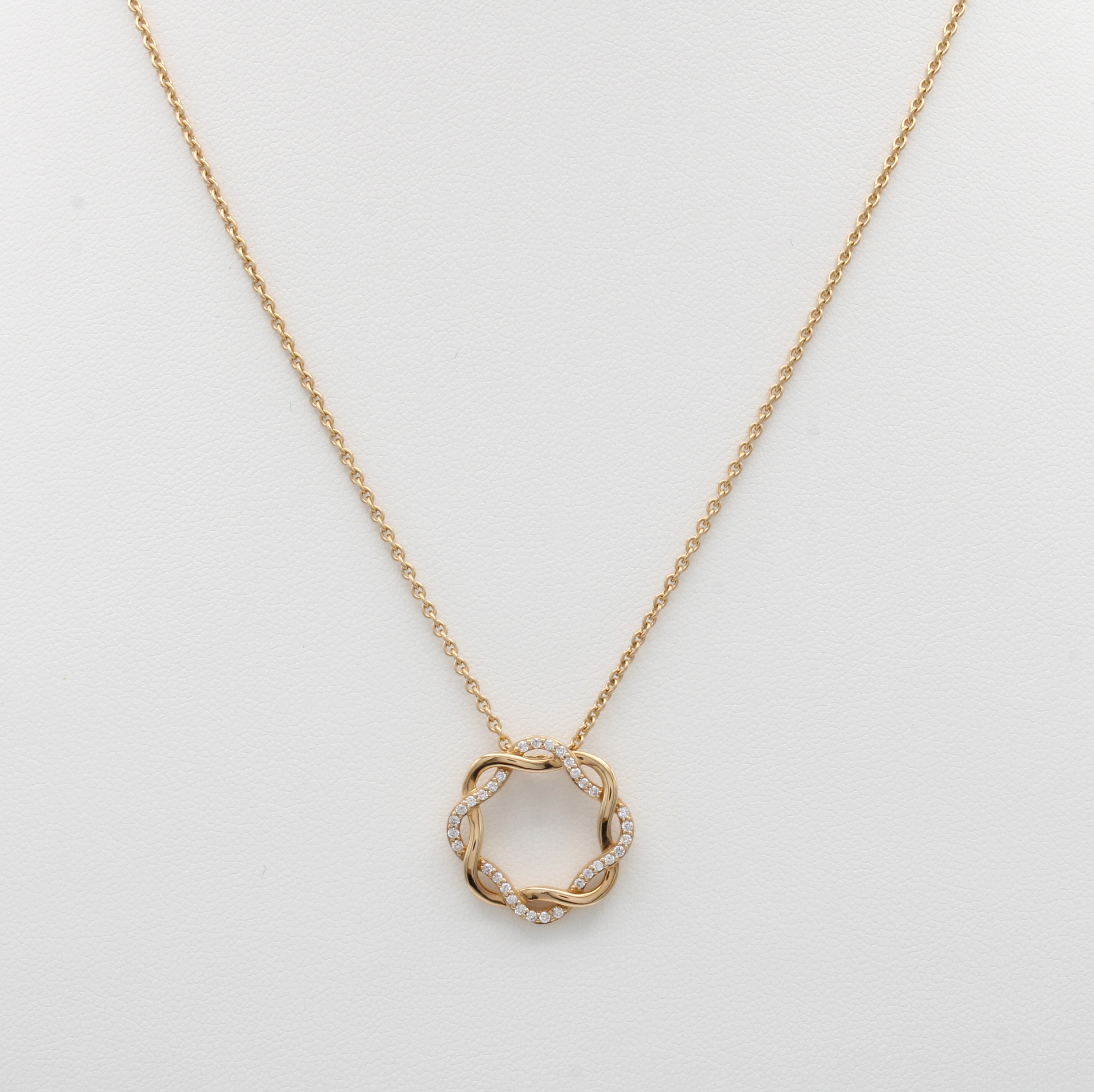 Image 27070858 - Anhänger mit Brillanten an Kette, RG 750/000, 32 Brill. wellenf. gef. zus. ca. 0.22 ct ...