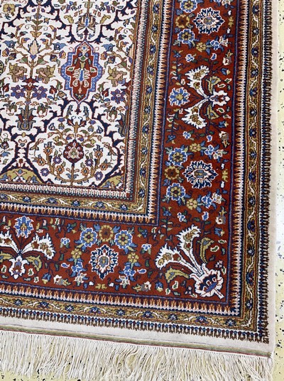 27070844a - Täbriz Tabatabai, Indien, Ende 20.Jhd, Wolle auf Baumwolle, ca. 360 x 250 cm, EHZ: 2 ...