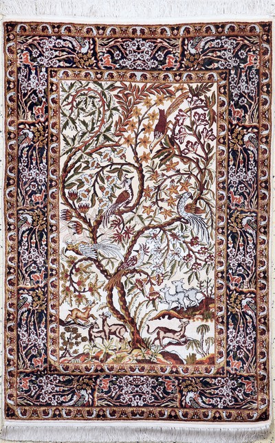 Image Ghom Seide fein, Ägypten, Mitte 20.Jhd, reine Naturseide, ca. 135 x 93 cm, EHZ: 1-2 ...