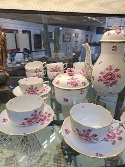 27071136a - Coffee service, Herend, 20th century, lotus flower, for twelve people, coffee pot, sugar ...