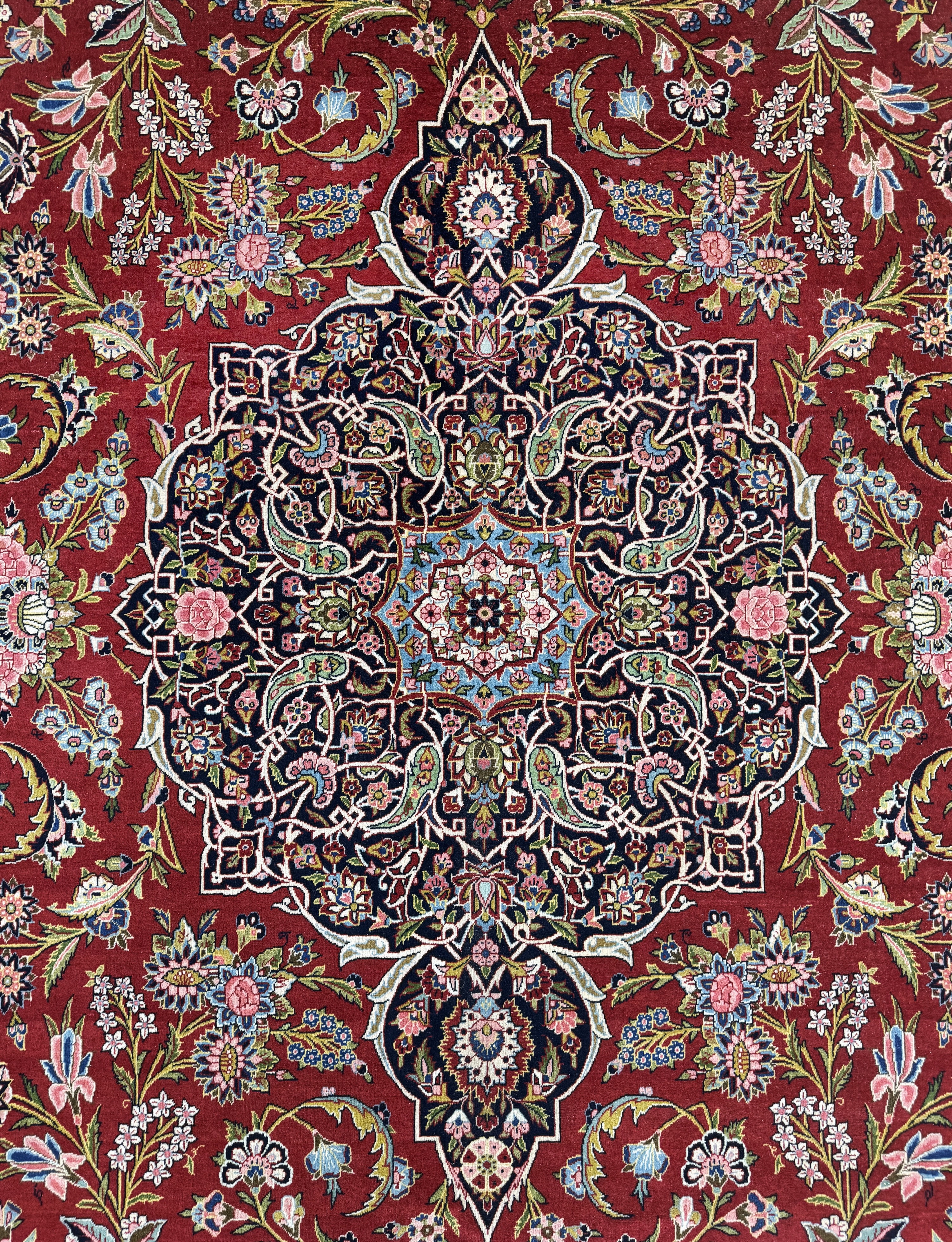 Detail e: Keschan Kork fein, Persien, Anfang 20.Jhd, Korkwolle auf Baumwolle, ca. 430 x 312 cm, EHZ: 2, (kleine Restaurierung), Fransen erneuert.